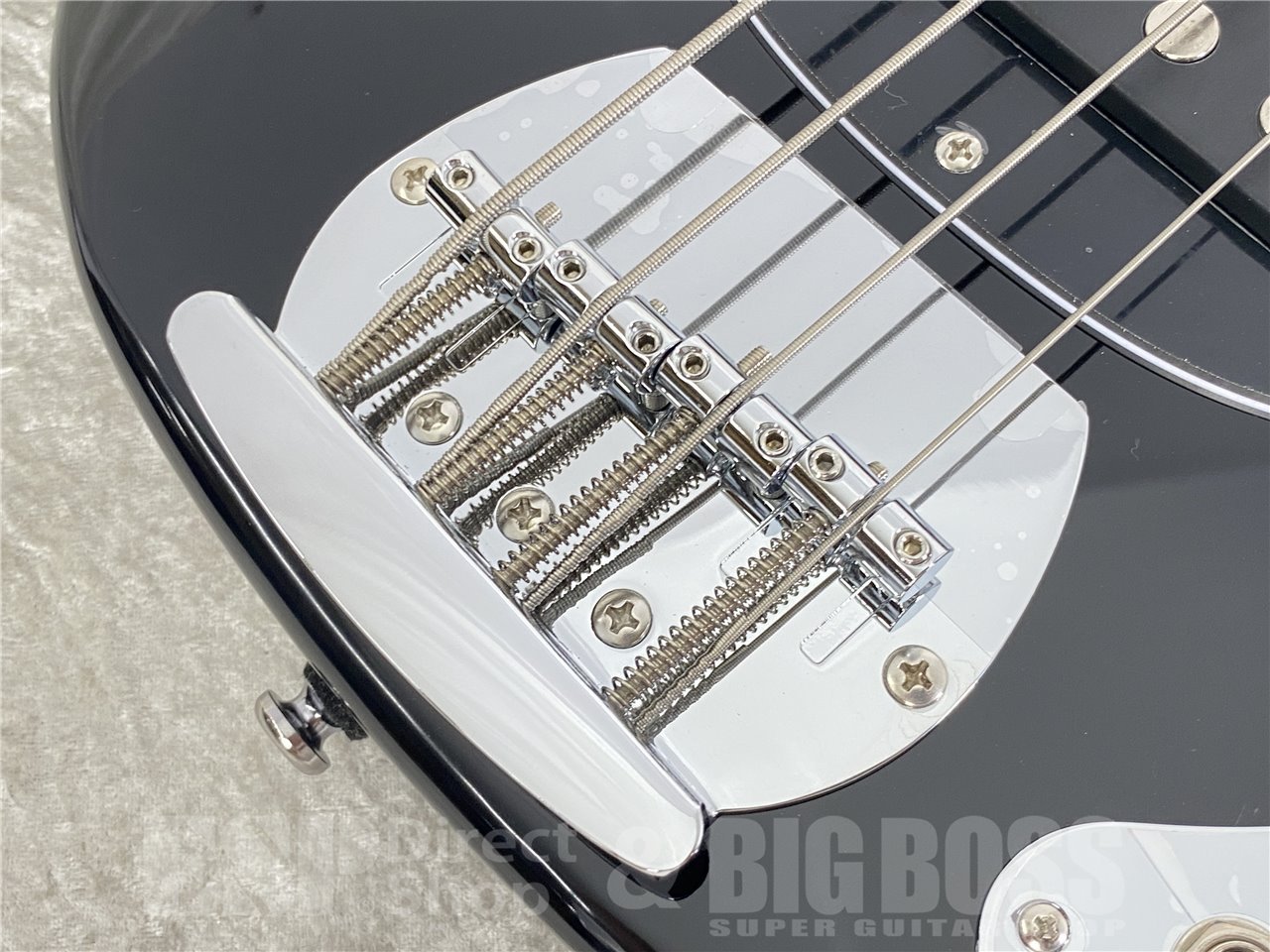 Sterling by MUSIC MAN S.U.B RAY4 (Black)（新品/送料無料）【楽器
