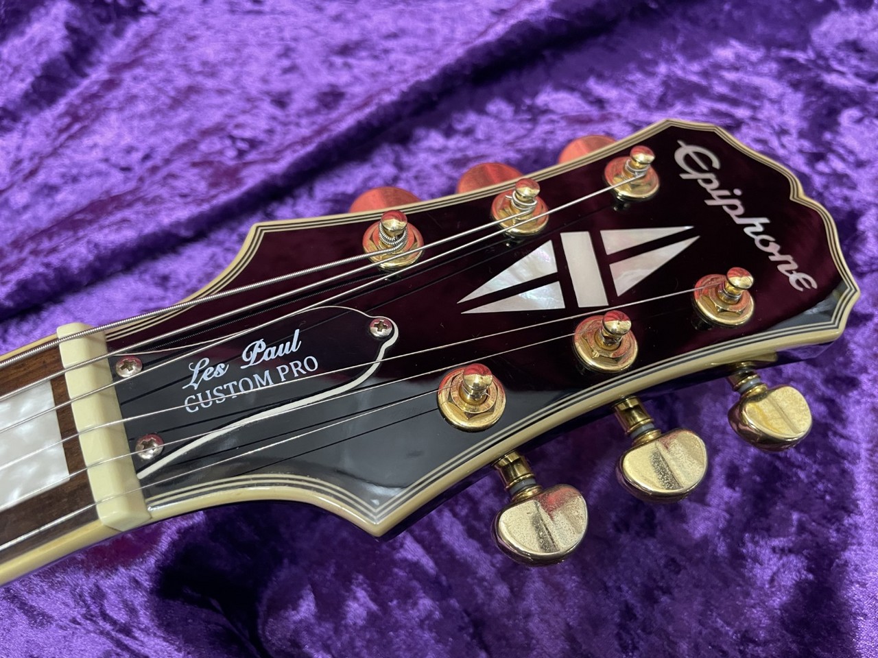 Epiphone Les Paul Custom Blackback Antique Ivory （中古/送料