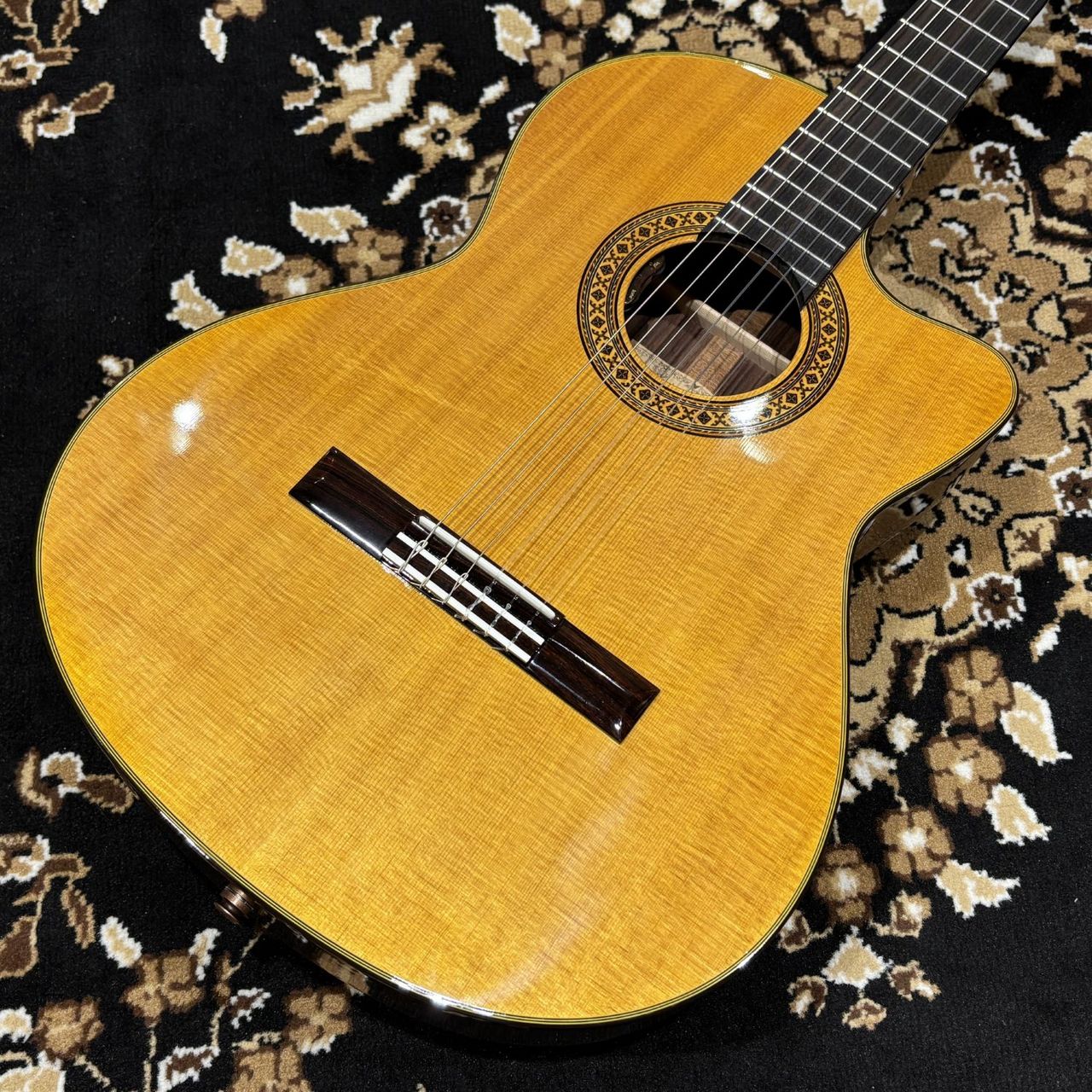 K.Yairi 【閉店セール特価！】CE-3 NS エレガットギター ナイロン