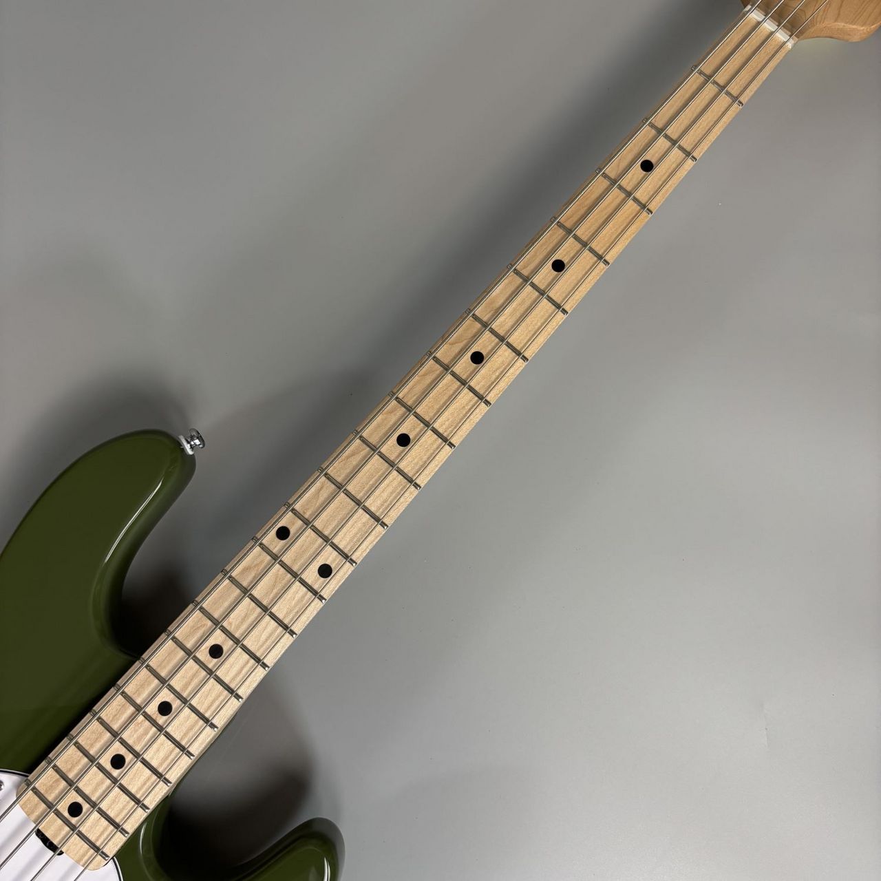 Sterling by MUSIC MAN RAY4 Olive Gloss エレキベース 【重量4.19kg