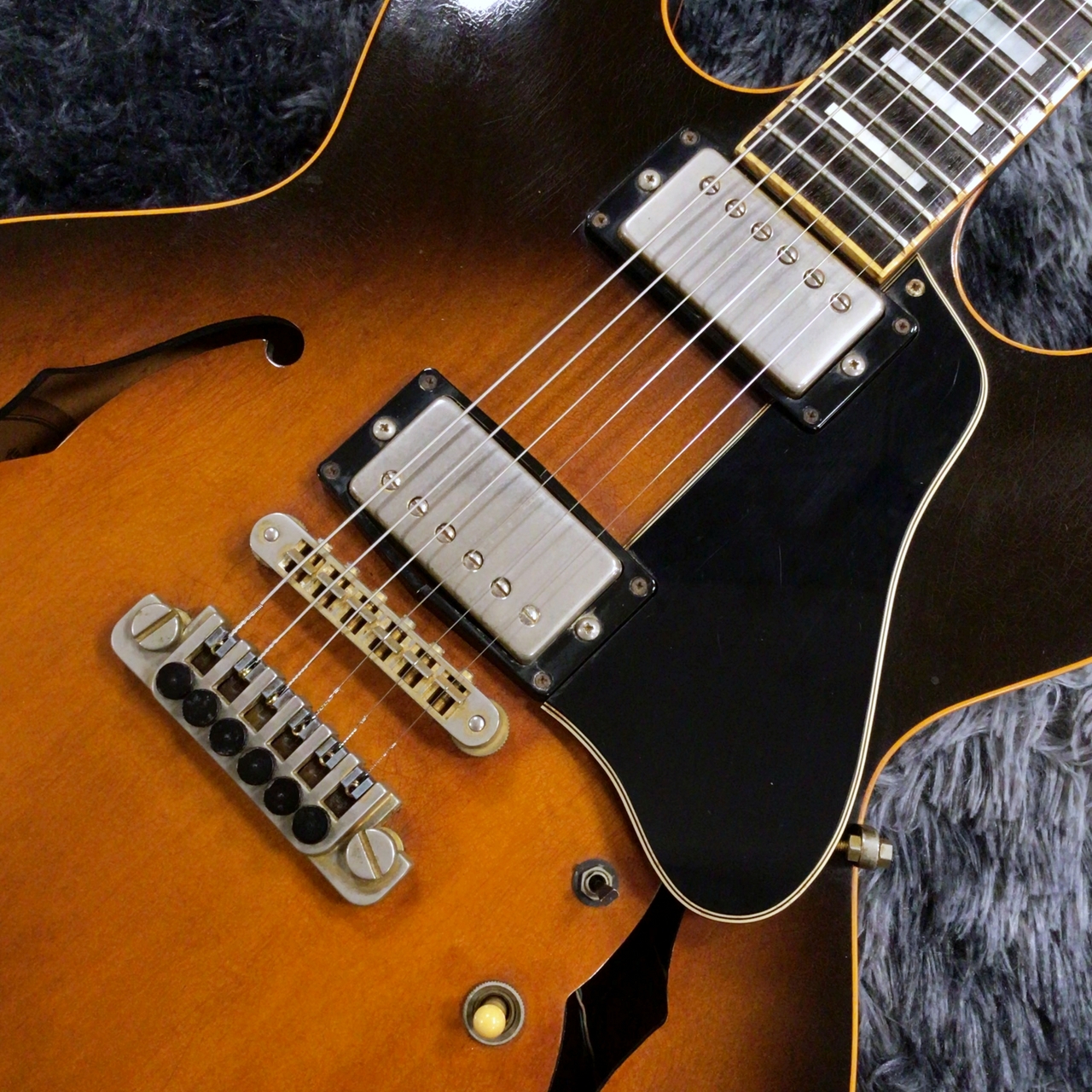 Gibson ES-347 エレキギター ハードケース付き Gibson ES-347S Vintage Sunburst w/Original Hard Case【中古品
