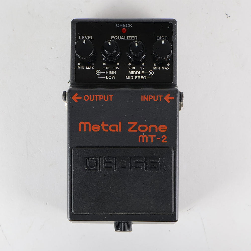み*う様 中古 BOSS l Zone MT-2 エフェクター 本体 箱 BOSS 【中古】メタルゾーン エフェクター BOSS MT-2 Metal Zone ボス