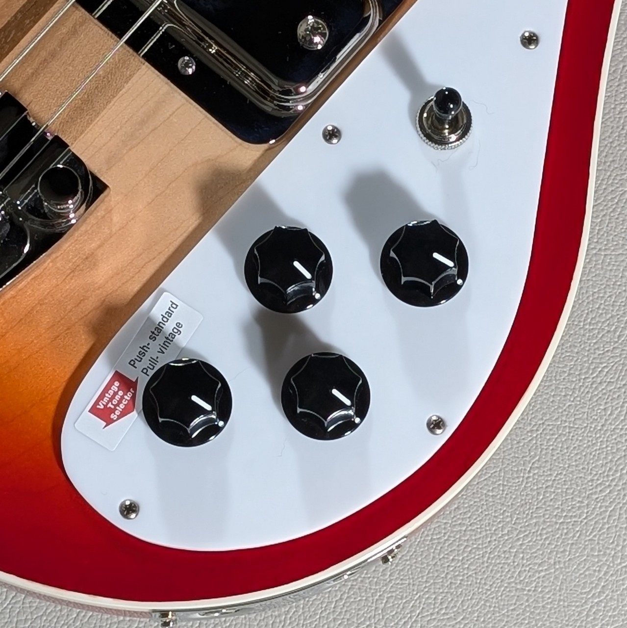 Rickenbacker 4003 -Fireglo- #26-25704【4.43kg】（新品）【楽器検索