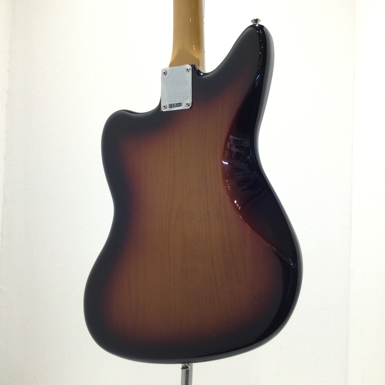 Fender Kurt Cobain Jaguar / 3-Color Sunburst（新品/送料無料