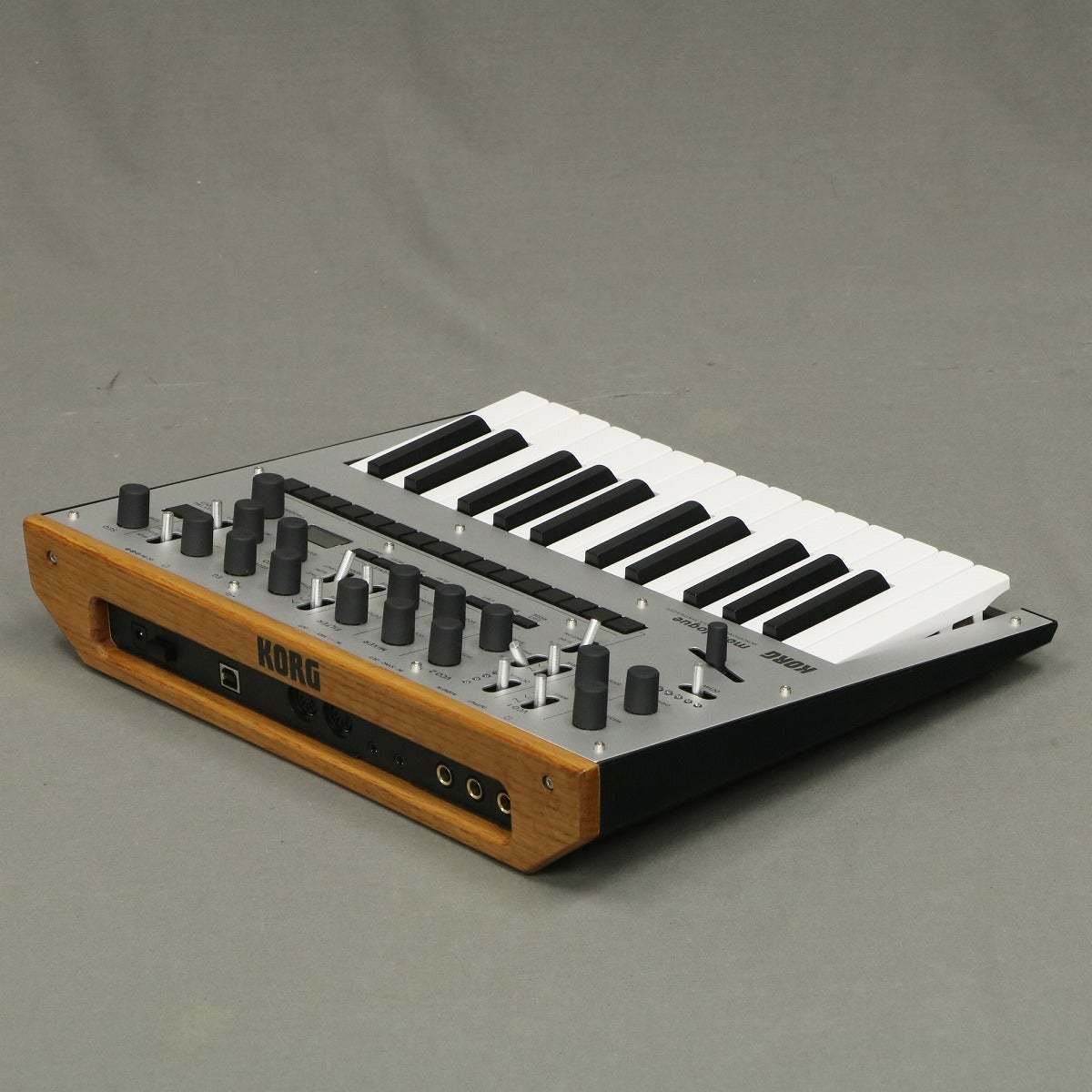 KORG monologue-SV モノフォニックアナログシンセサイザー 【展示品