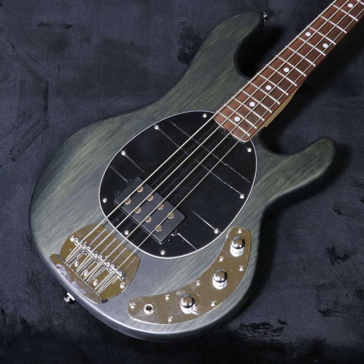Sterling by MUSIC MAN S.U.B RAY4 Trans Black Satin 【梅田店