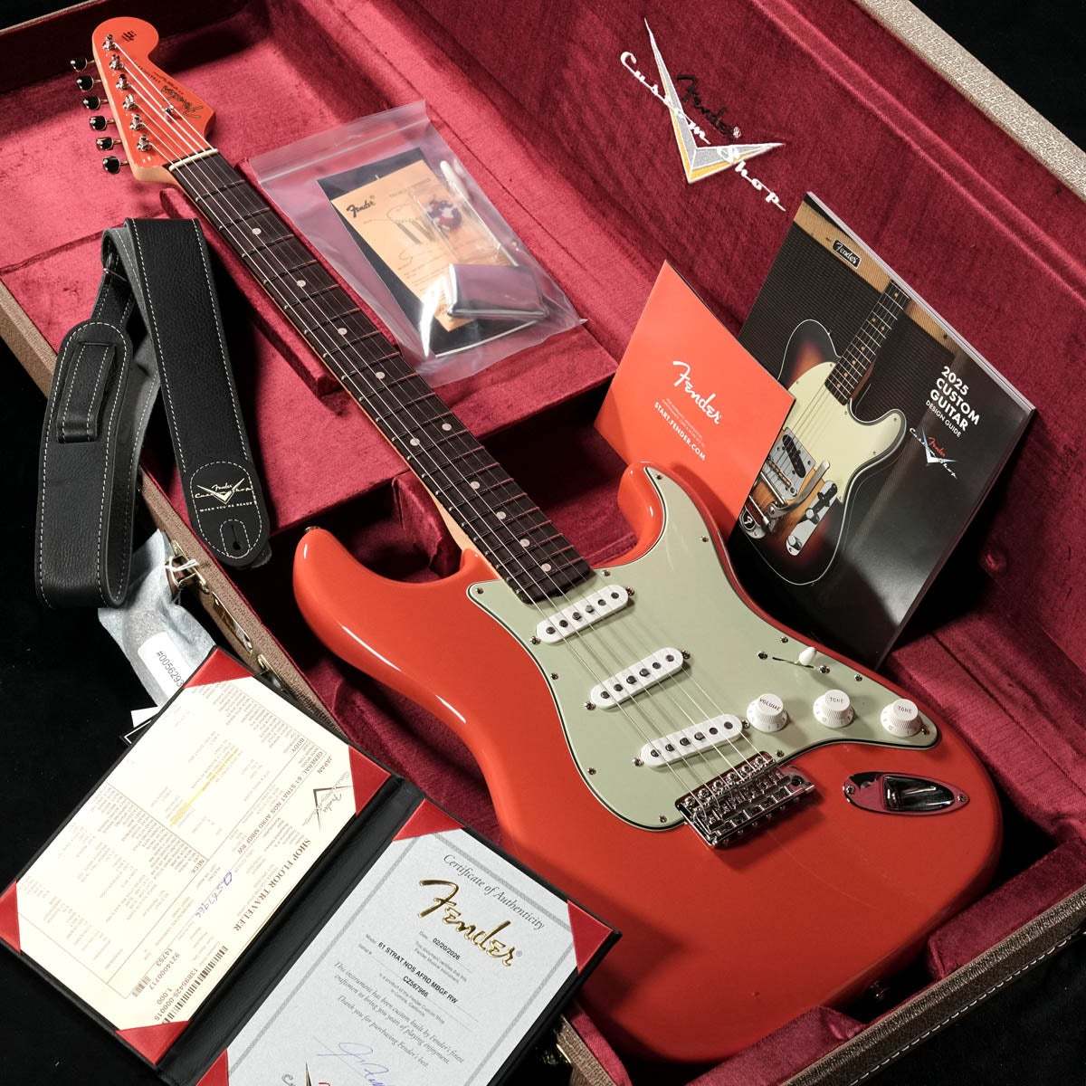 ギター fender custom shop 1961 stratocaster NOS Fender Custom Shop Master Built 1961 Stratocaster NOS Aged Fiesta