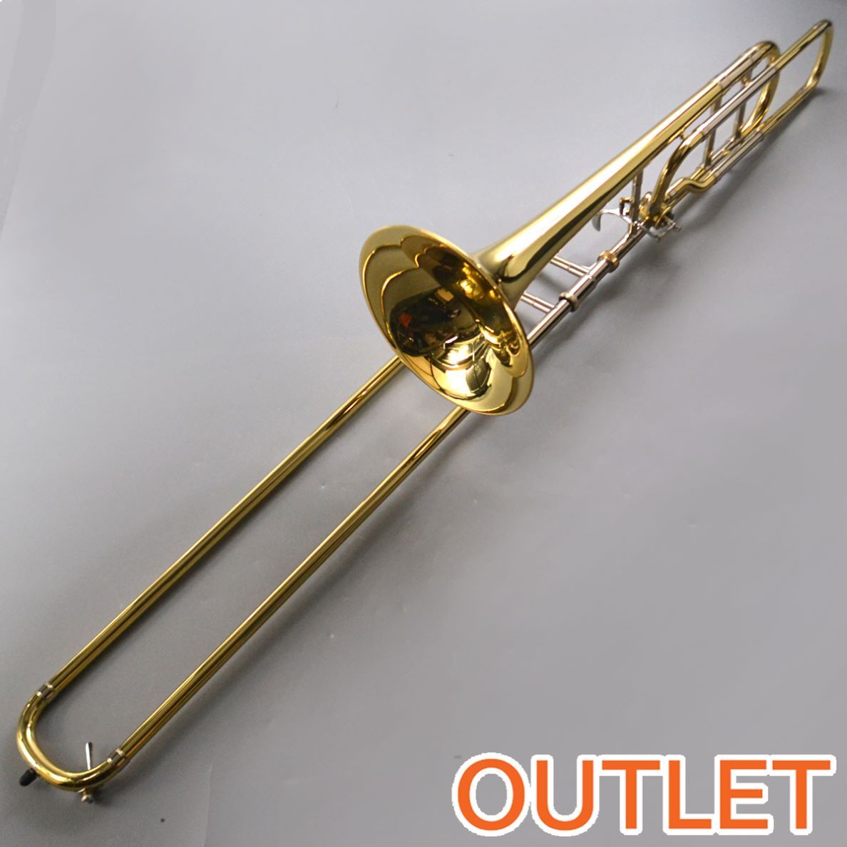 Bach 42BO GL イエローブラスベル ラッカー仕上げ オープンラップ