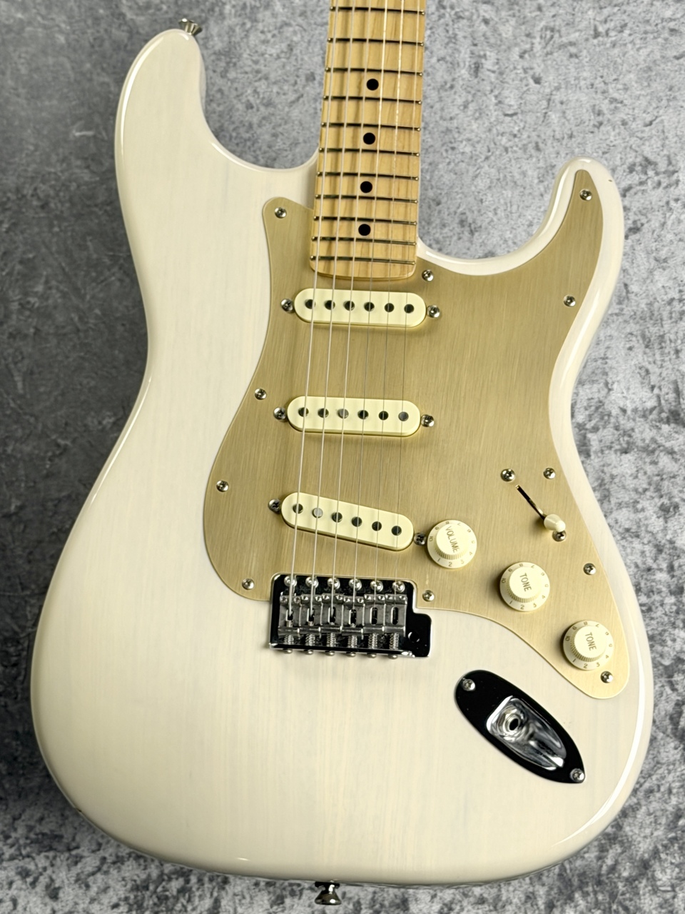 momose MST2-STD/M -Anodized Pick Guard&White Blonde-【USED】【約