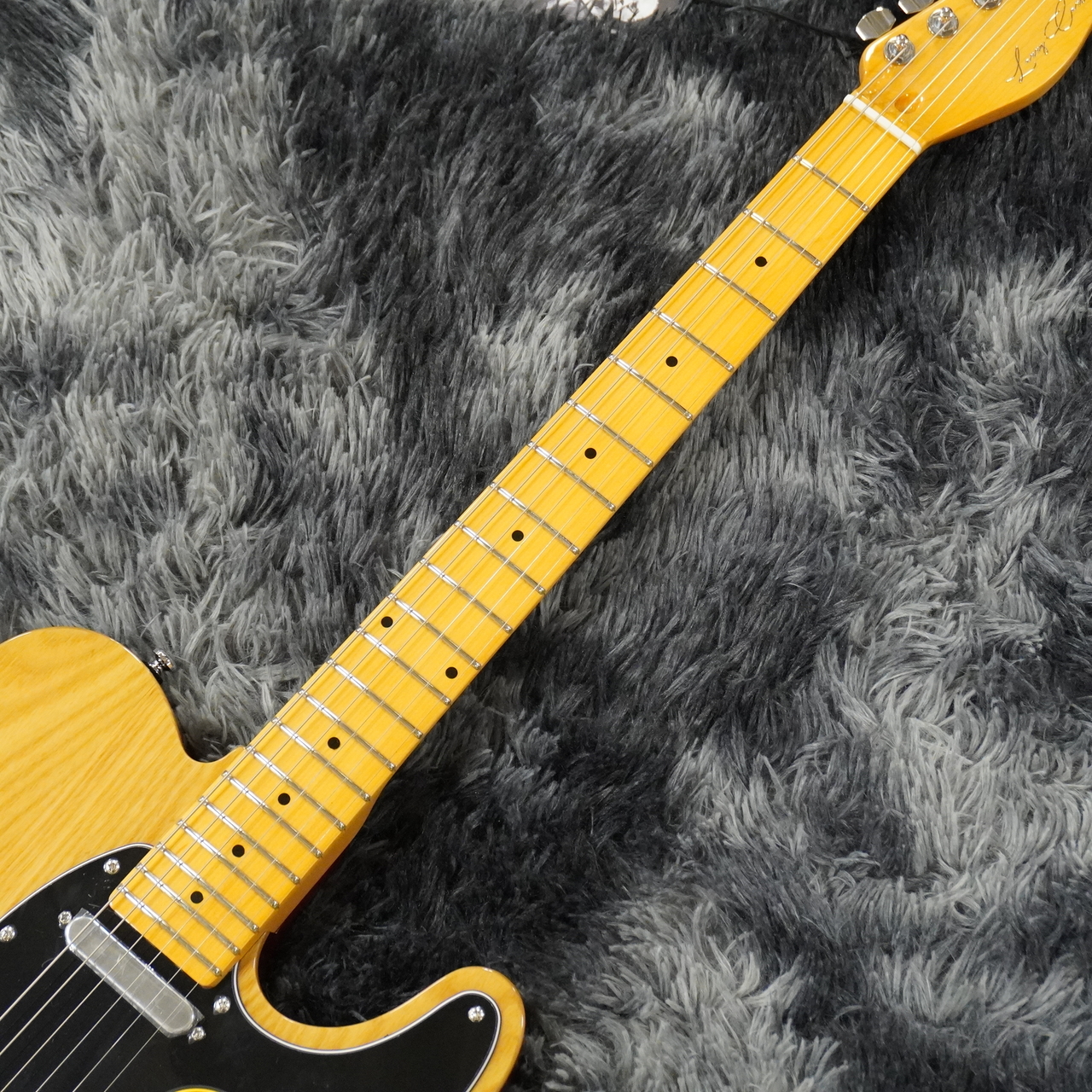 Sire T7 TV ナチュラル 2024年製 新品同様 国内流通なし Sire T7 TV ナチュラル 2024年製 新品同様 国内流通なし 希少