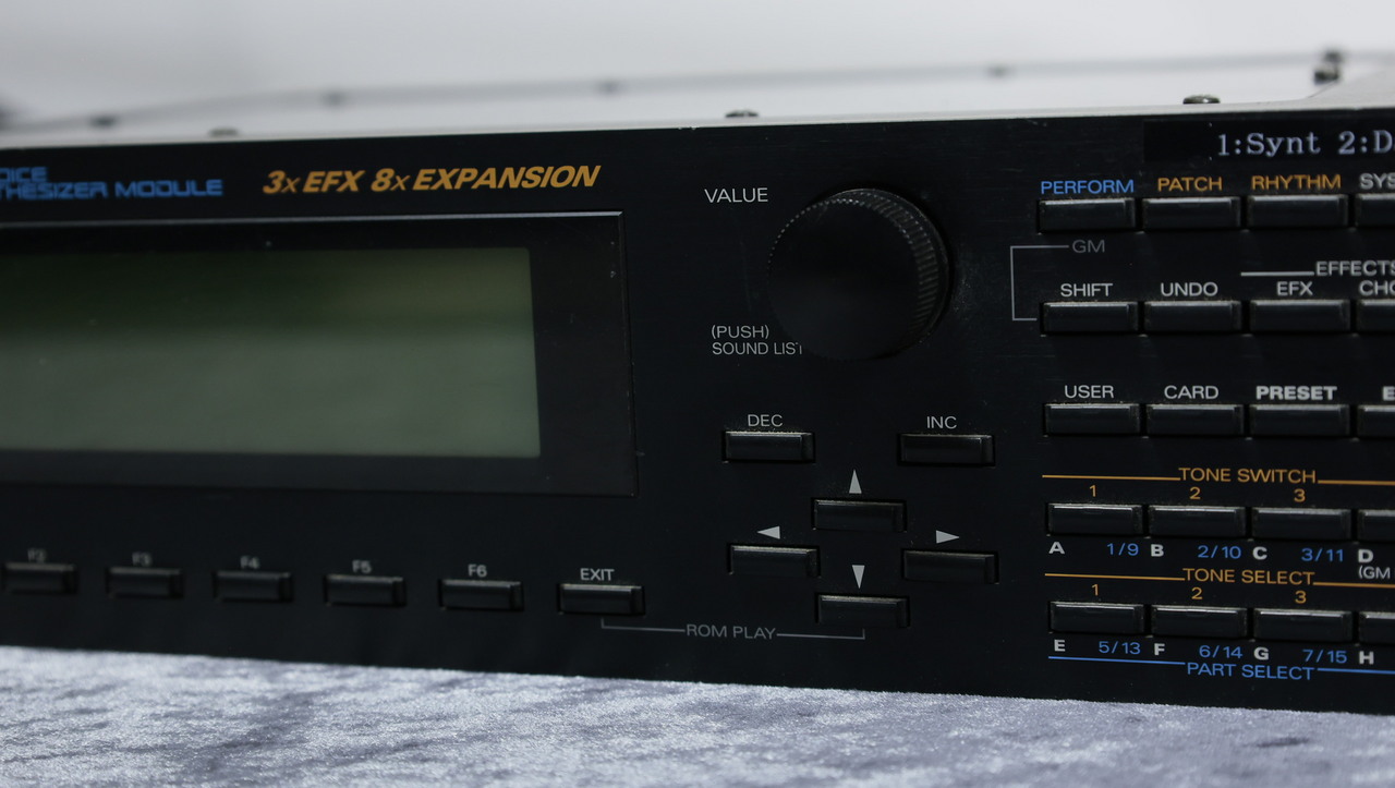 Roland JV-2080【中古】（中古）【楽器検索デジマート】