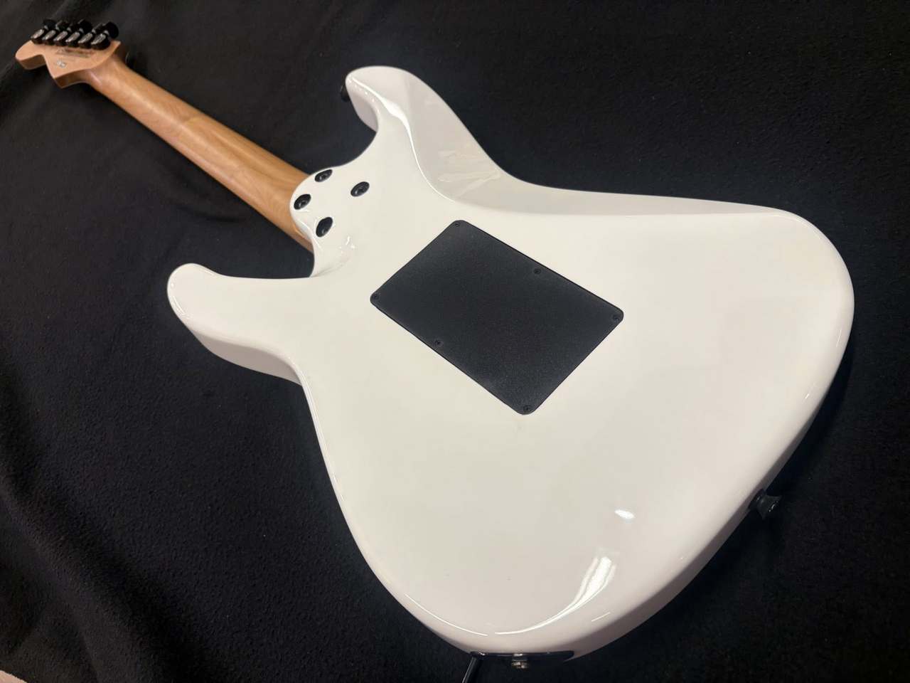 Charvel Pro-Mod Plus So-Cal Style 1 HH FR EB SNOW WHITE（新品/送料
