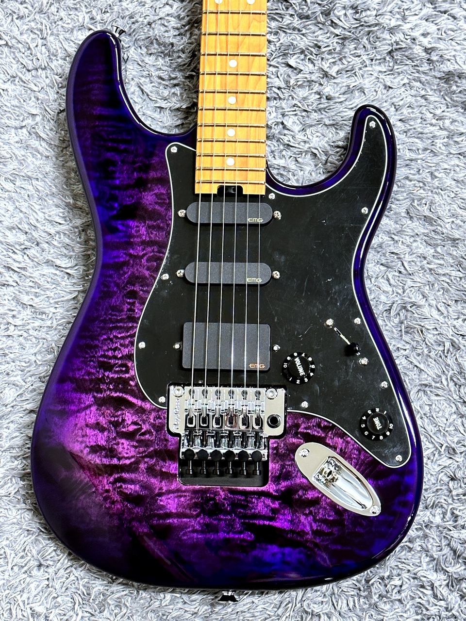 Charvel Marco Sfogli Signature Pro-Mod So-Cal Style 1 HSS FR CM QM Transparent Purple Burst