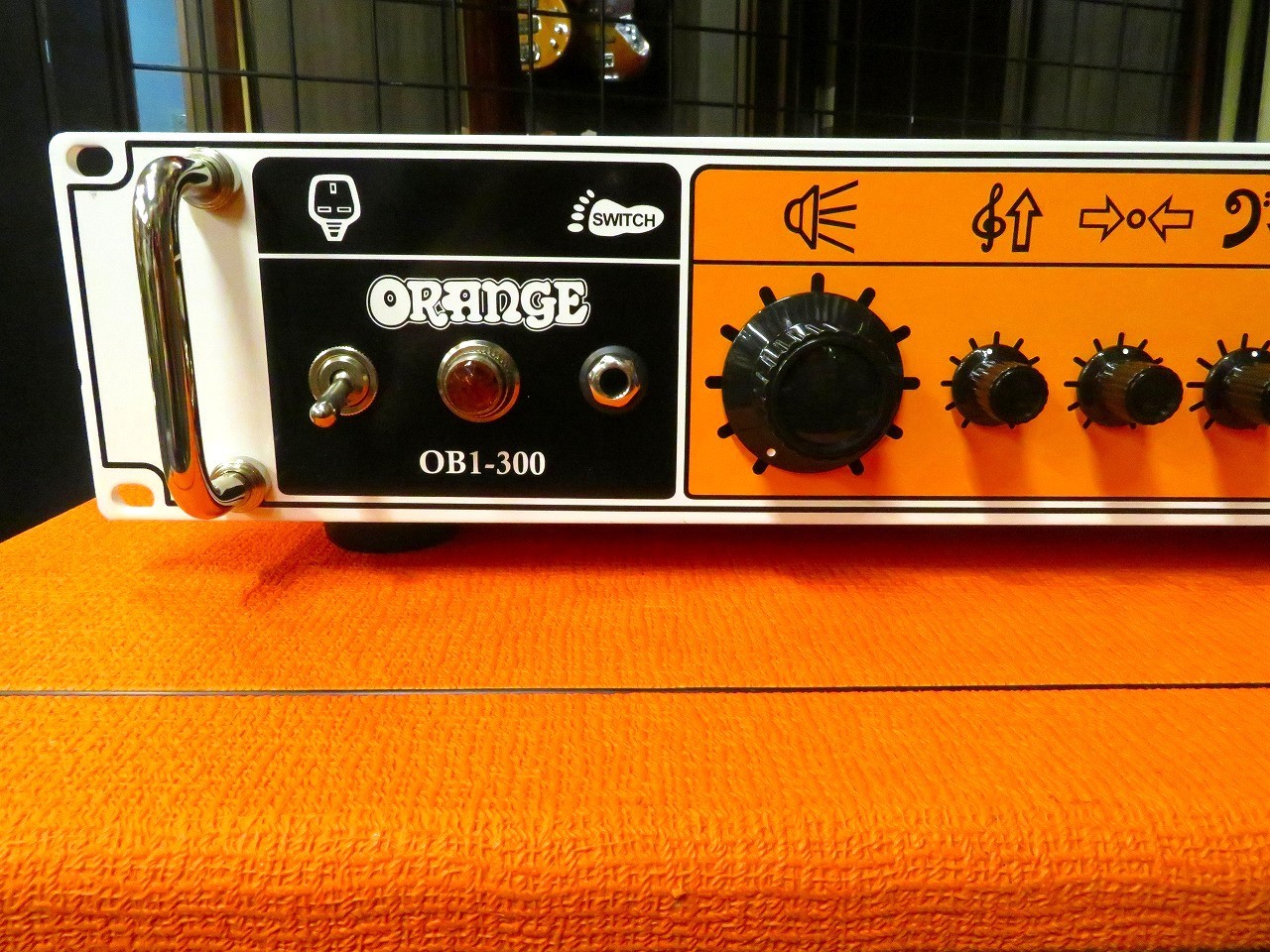 ORANGE OB1-300【ベースアンプヘッド】【2Uラックサイズ】【ラック