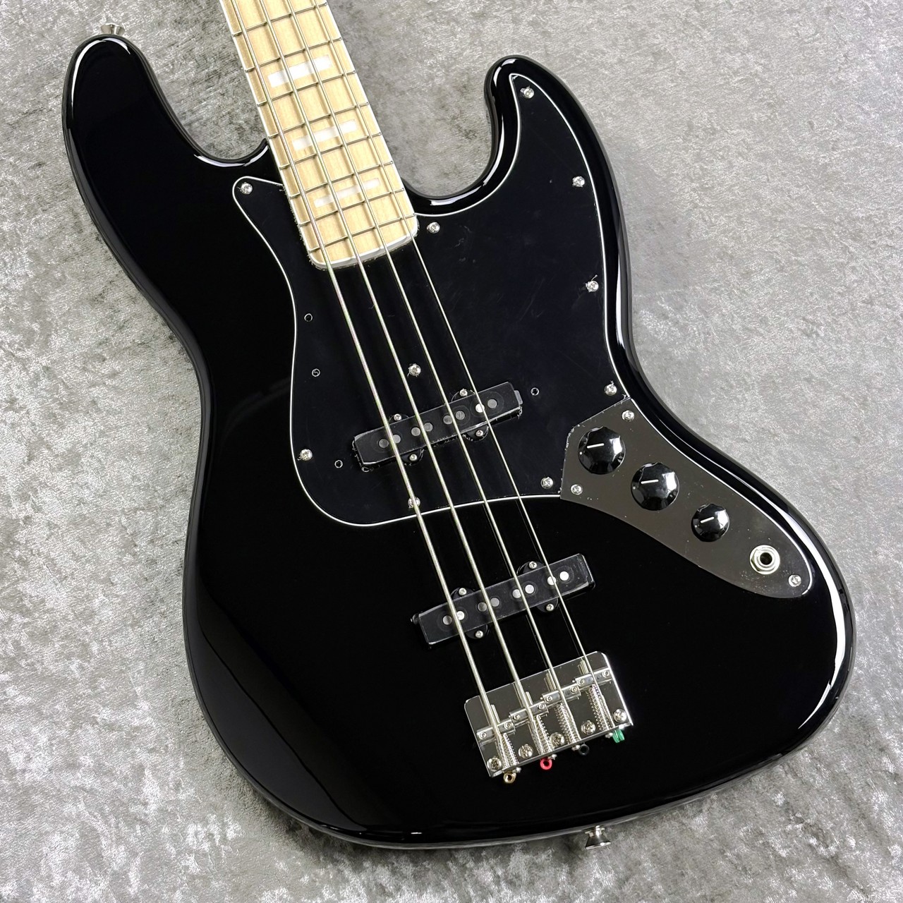 Fender FSR-C MIJ TraditionalⅡ70s Jazz Bass - Black -【4.75kg