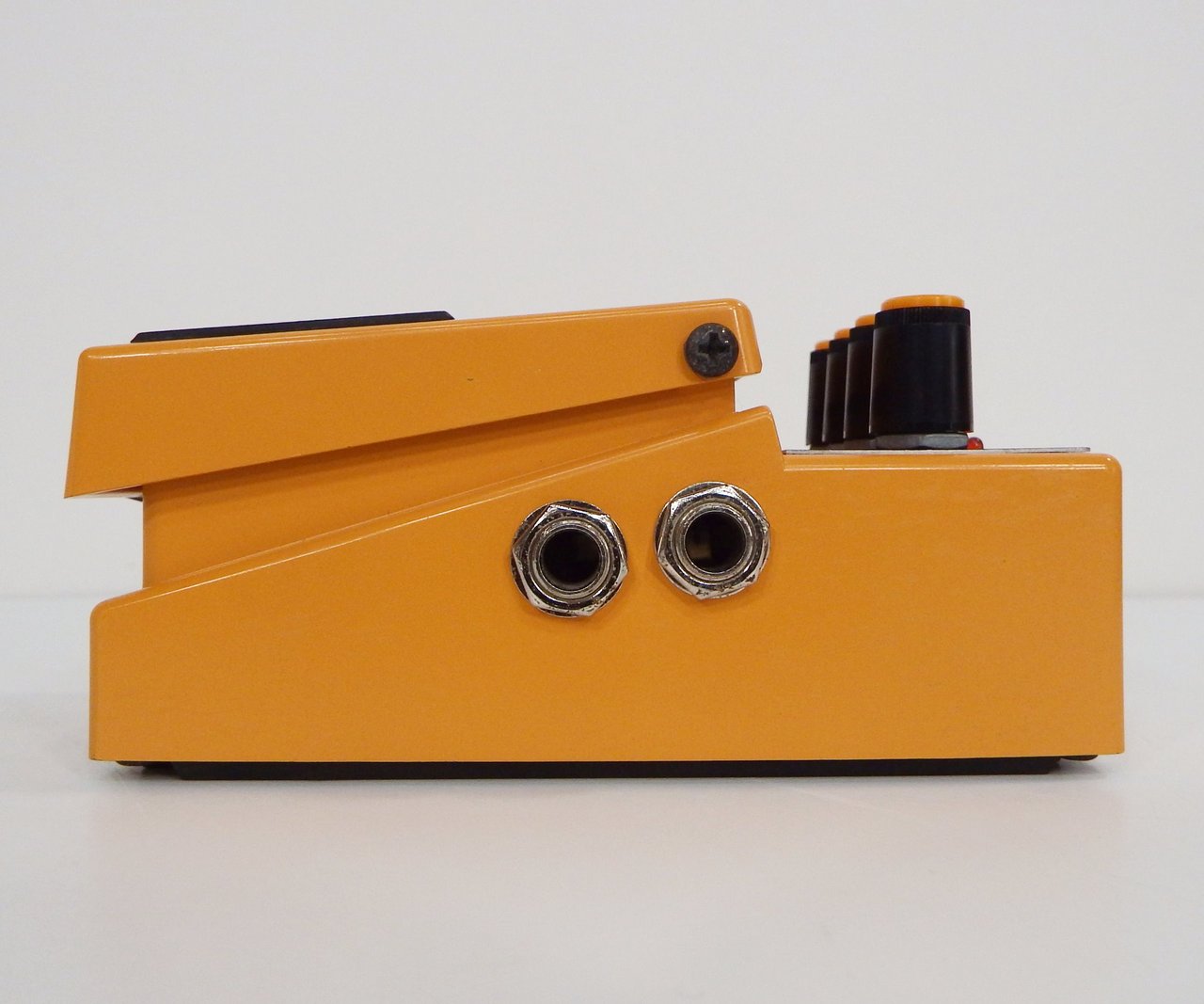 BOSS BOSS ボス DS-2 TURBO Distortion ターボディストーション 発送元