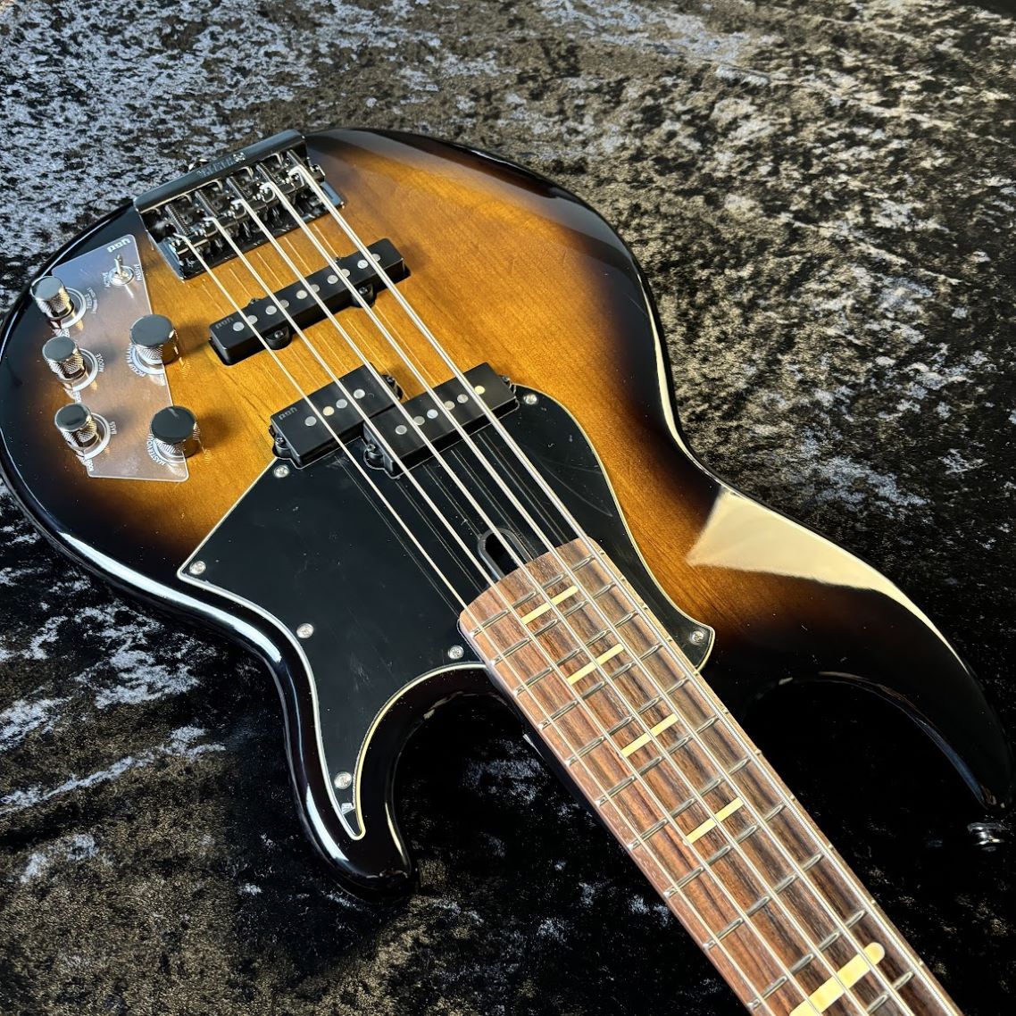 YAMAHA BB735A DCS ダークコーヒーサンバースト エレキベース 5