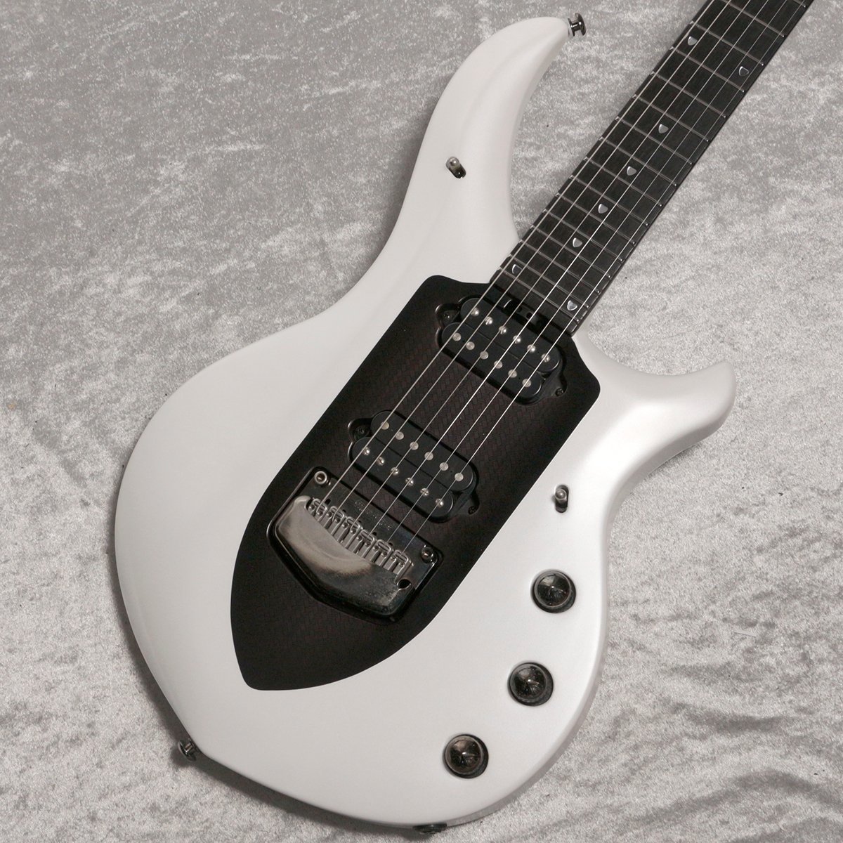 MUSIC MAN Majesty 6 Glacial Frost【新宿店】（中古/送料無料）【楽器