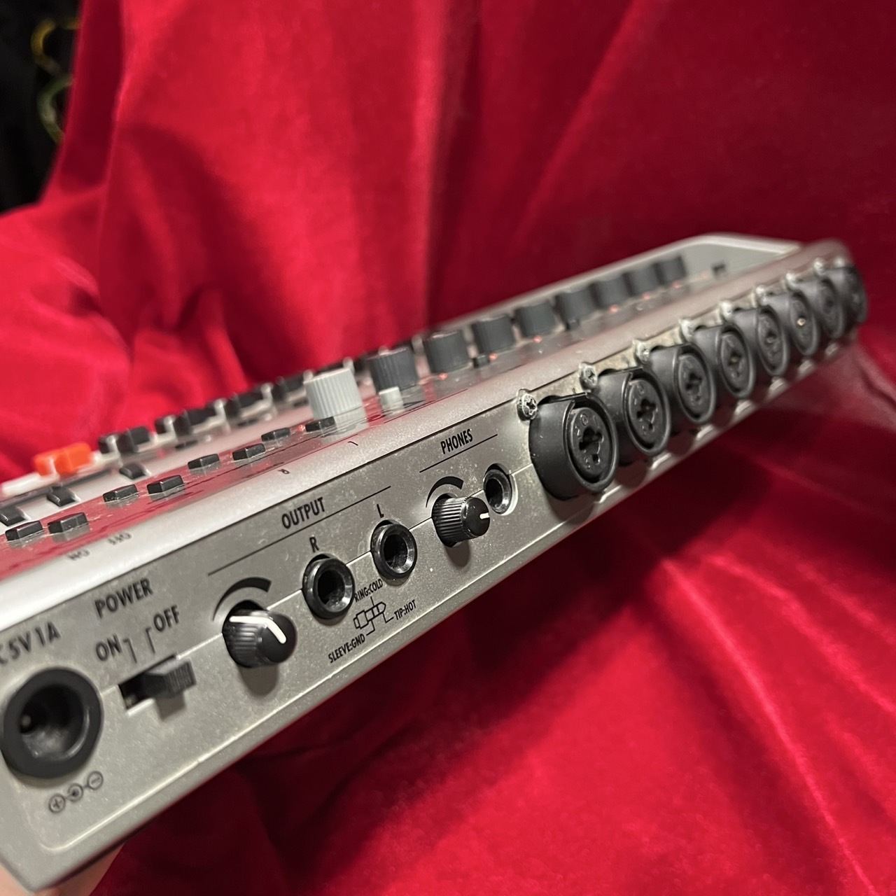 ZOOM R24（中古/送料無料）【楽器検索デジマート】