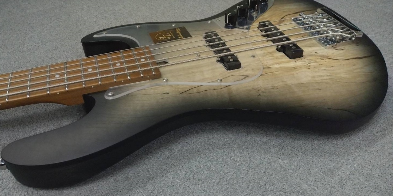【ひまやん】Bacchus Jazz Bass サンバーストブラック New 5-string version and new colors added to a popular bass
