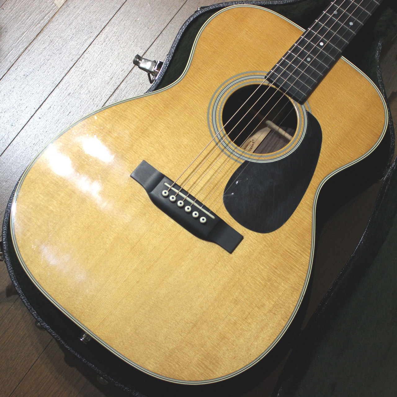 Martin D-28 Standard fishmanピックアップ Martin D-28 Standard