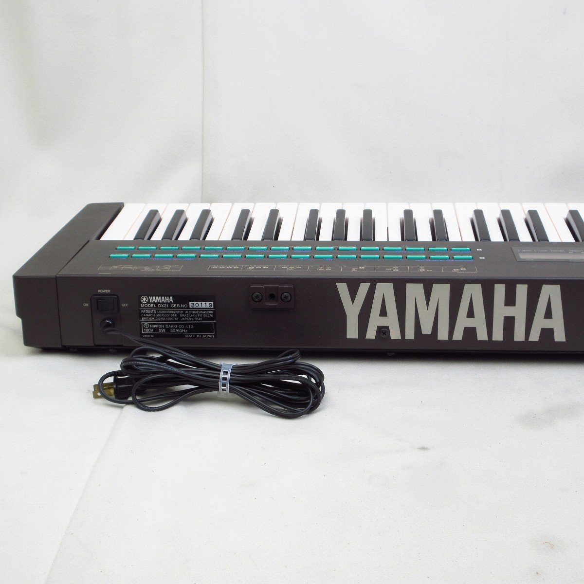 YAMAHA DX21 
