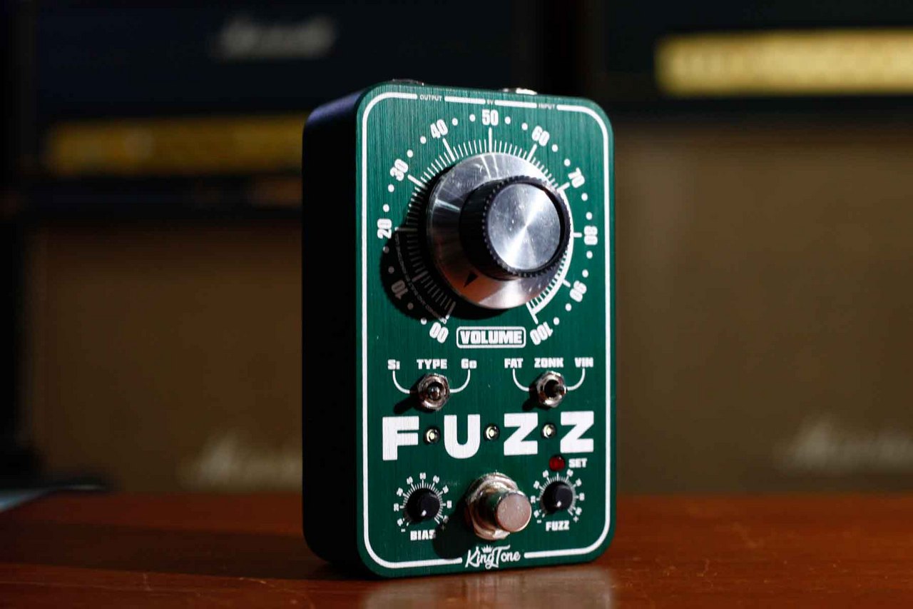 king tone mini fuzz 最初期 レア KING TONE GUITAR mini FUZZ V2 Limited Edition Green 【USED