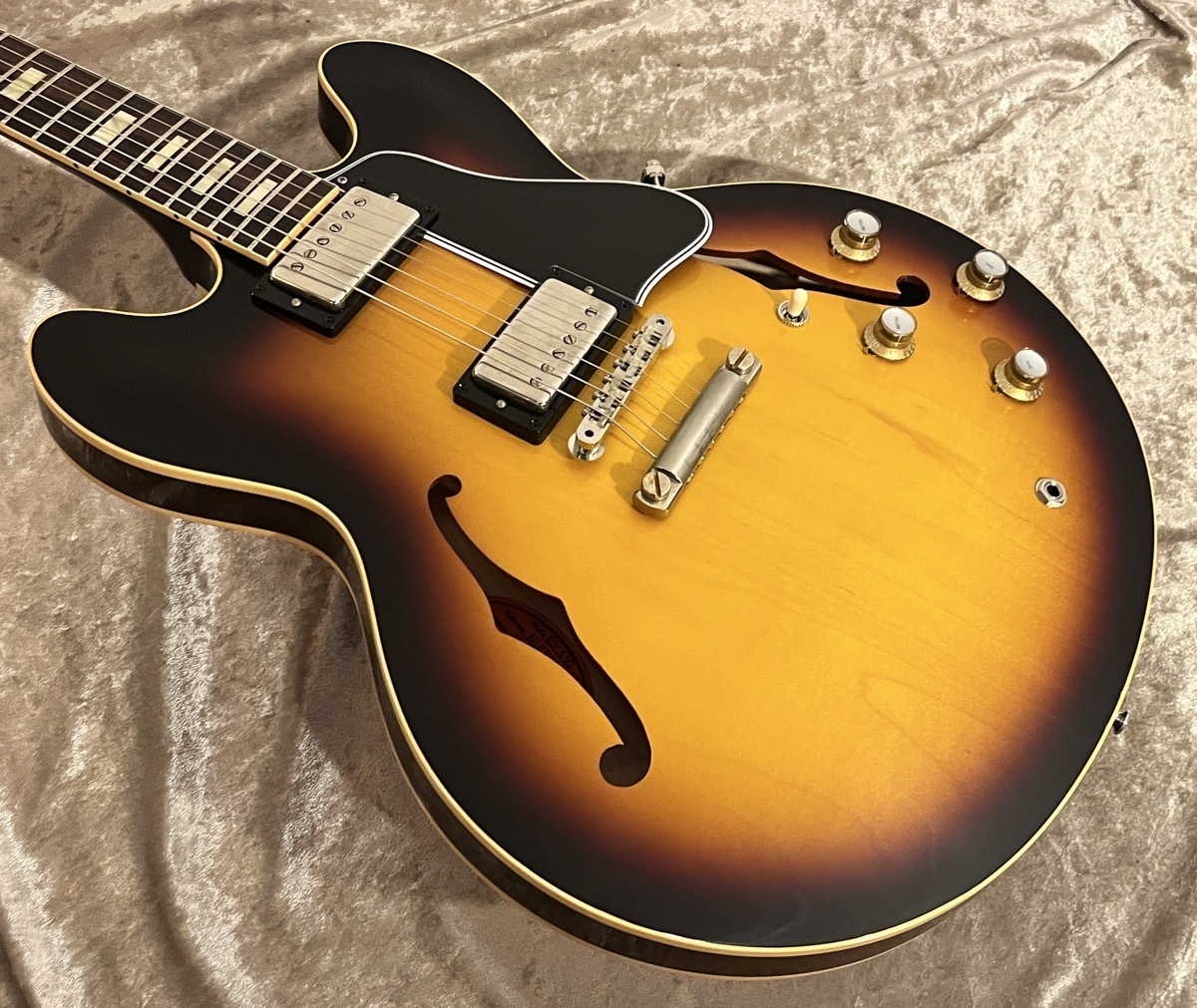 ギター Gibson ES-335 Historic Collection Custom Gibson Custom Shop Historic Collection 1959 ES-335 Dot