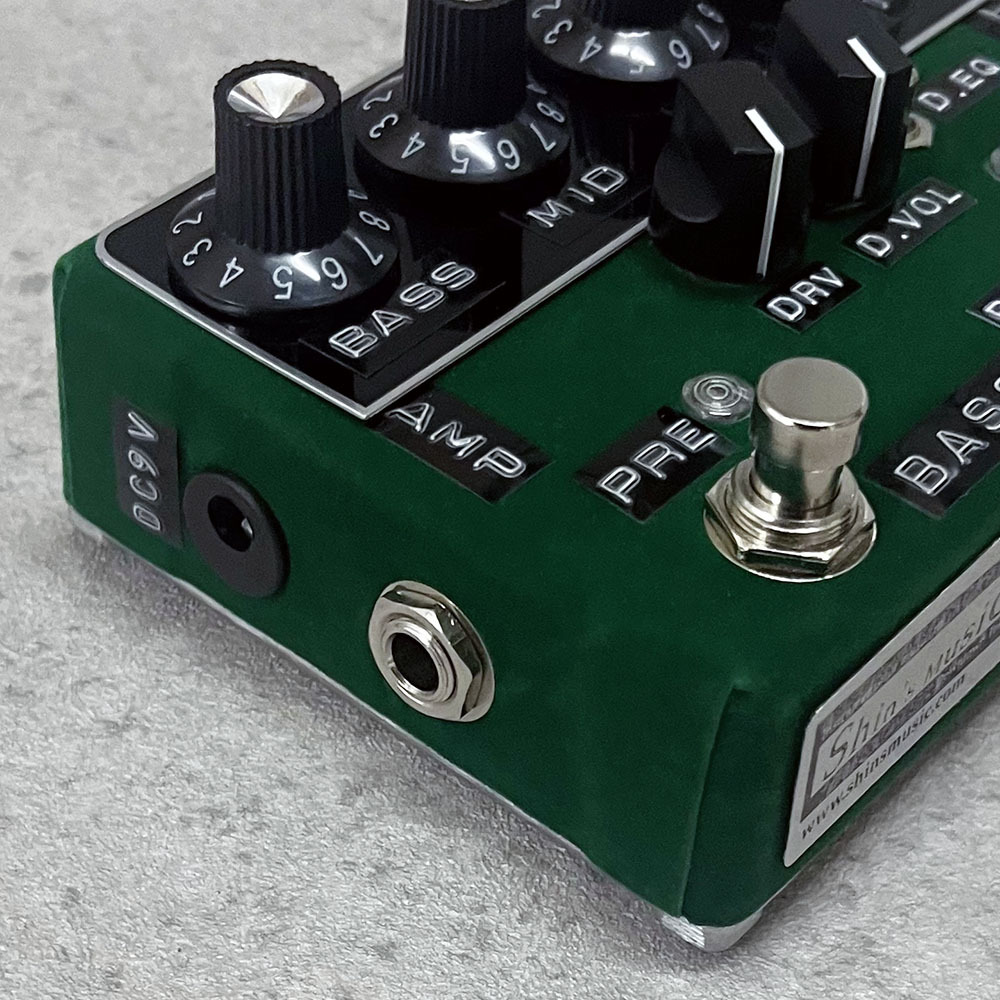 Shin's Music Bass Master Preamp Pro Green Velvet / Blk Panel / Num