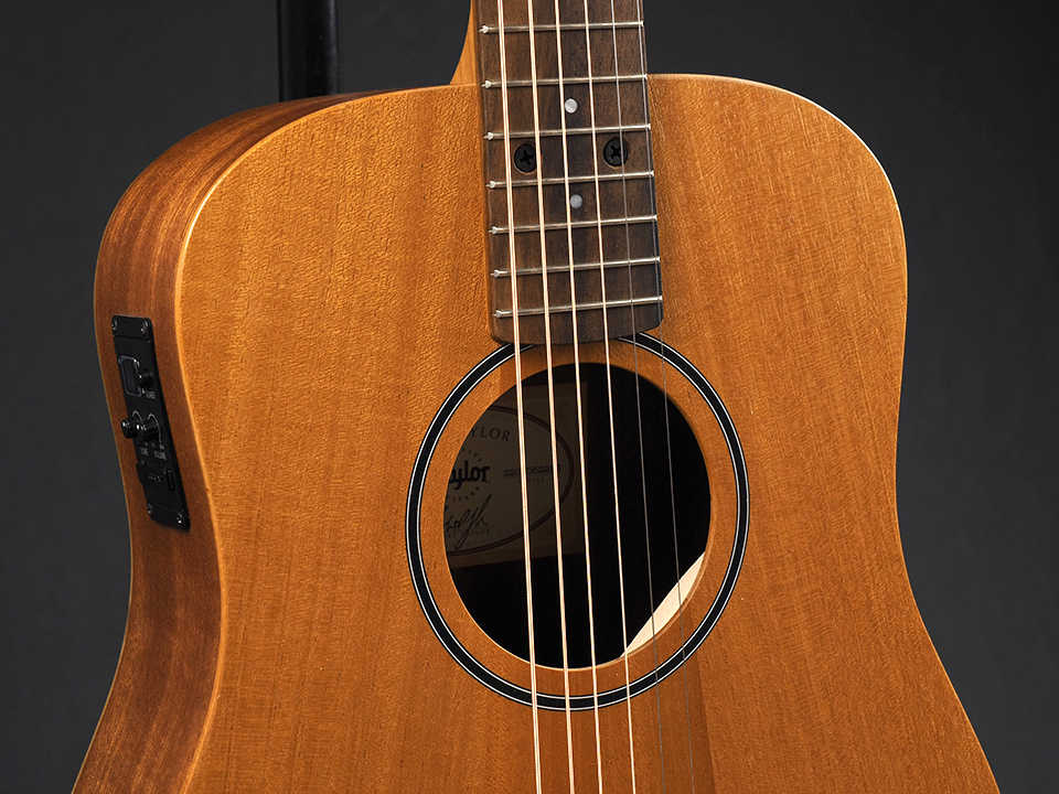 Taylor Baby Taylor-e Mahogany (BT-2e) エレアコモデル!（新品