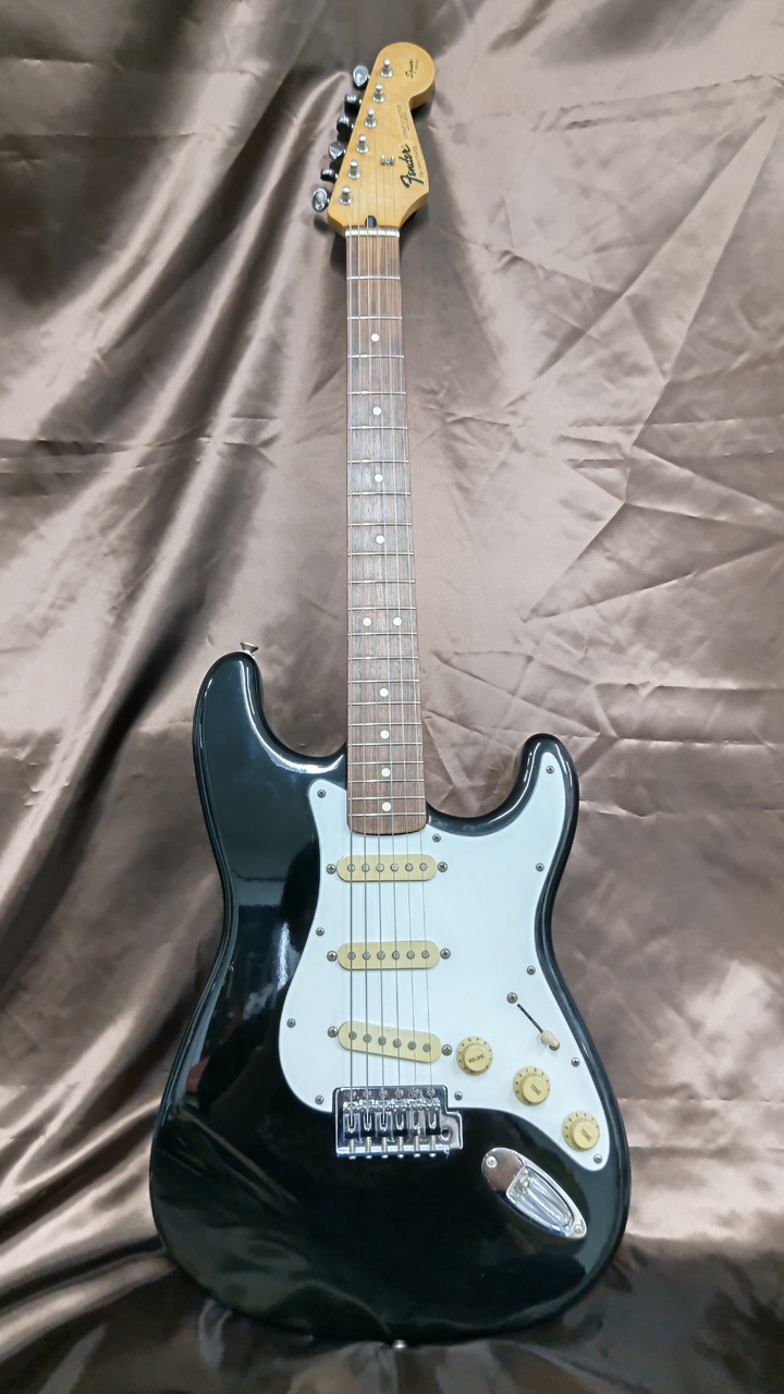 ギター Fender Mexico Squier SeriesStratocaster Fender Mexico Squier Series Stratocaster BLK（中古）【楽器