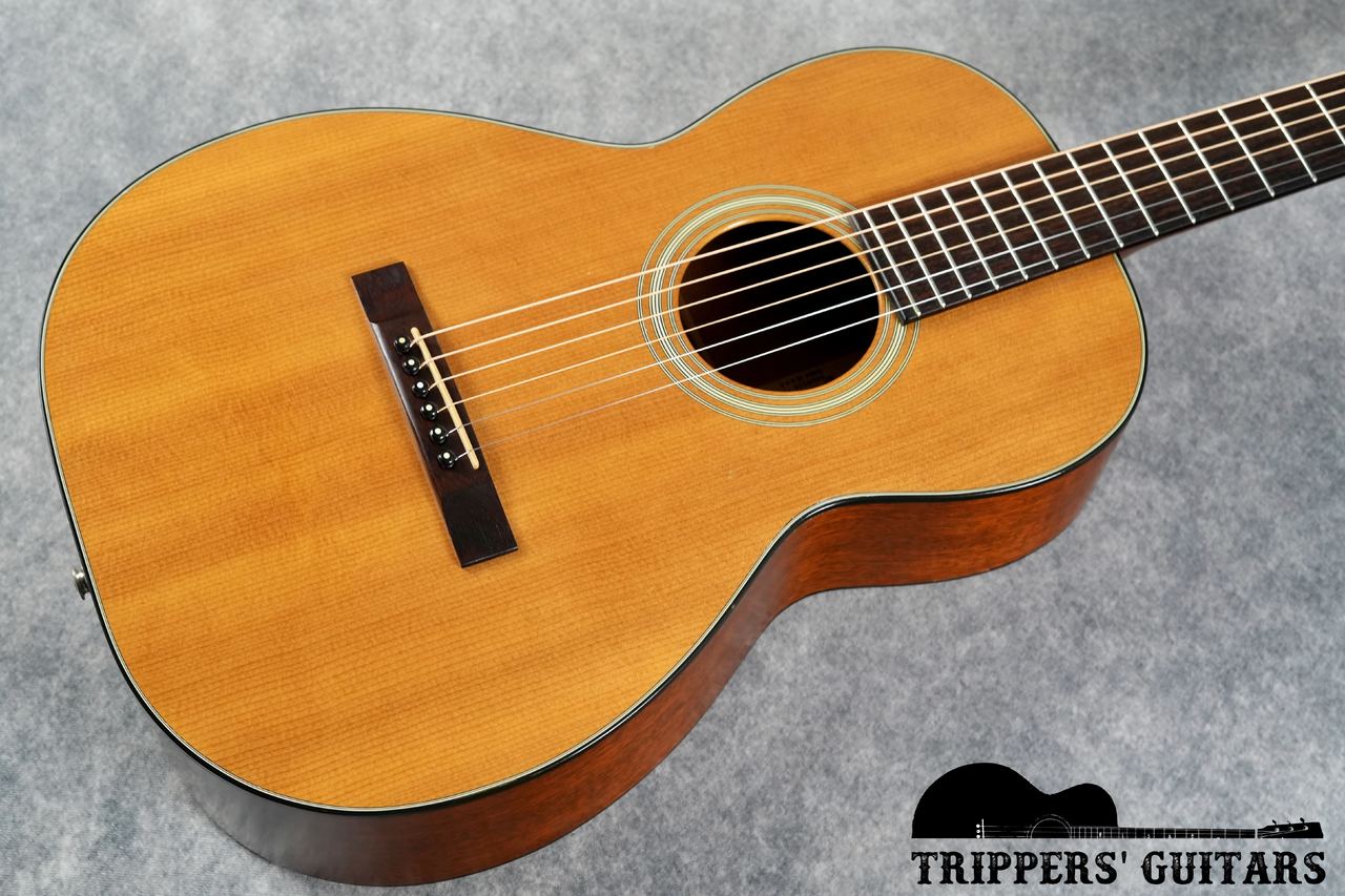 【最終値下げ】Martin 0-16 NY 1993年製造　ハードケース付き 最終値下げ】Martin 0-16 NY 1993年製造 ハードケース付き