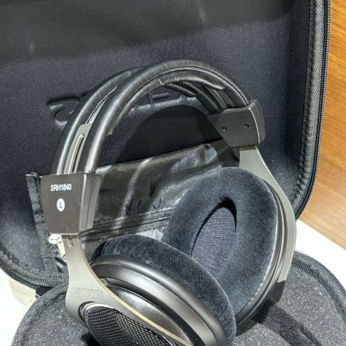 SHURE SRH1840 オープンバック 開放型 中古 SHURE SRH1840 プロフェッショナル・ オープンバック