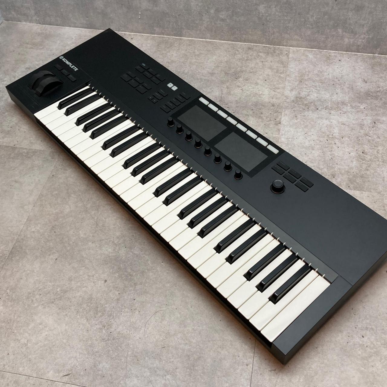 NATIVE INSTRUMENTS KOMPLETE KONTROL S49 MK2【三重本店】（中古/送料