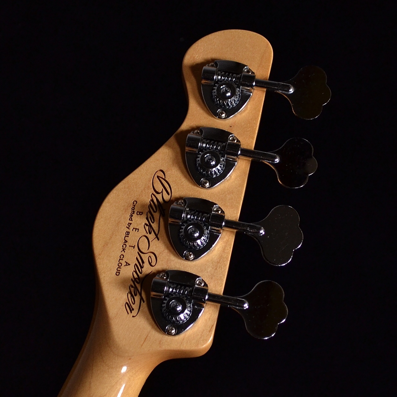 ベース Black Smoker / Beta P4 Trad Master mqdefault.jpg