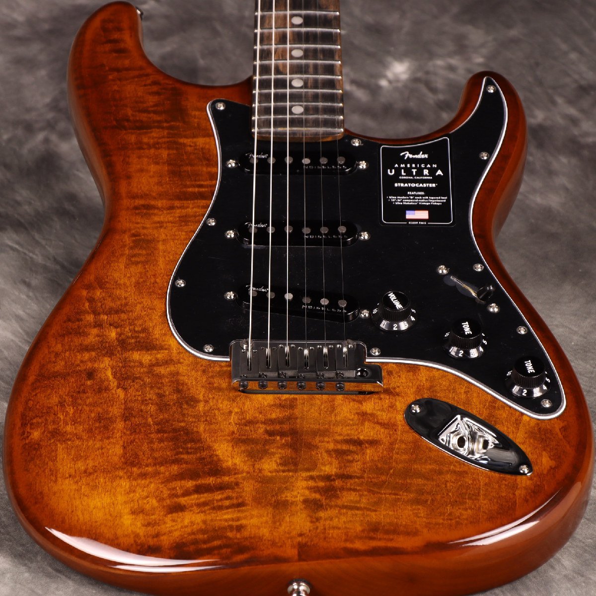 Fender Limited Edition American Ultra Stratocaster Ebony