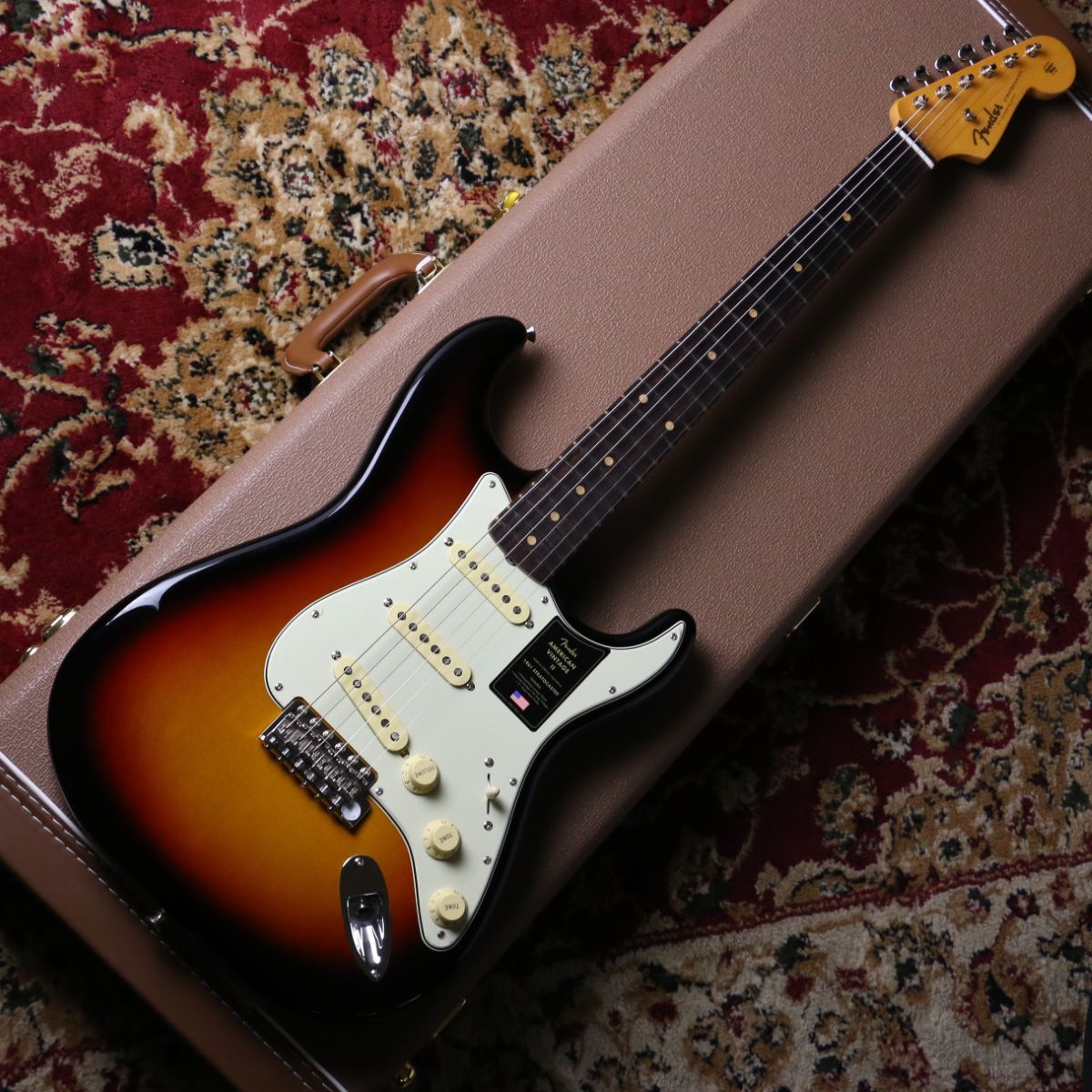 Fender （フェンダー）American Vintage II 1961 Stratocaster 3-Color  Sunburst【ラッカー】（新品/送料無料）【楽器検索デジマート】