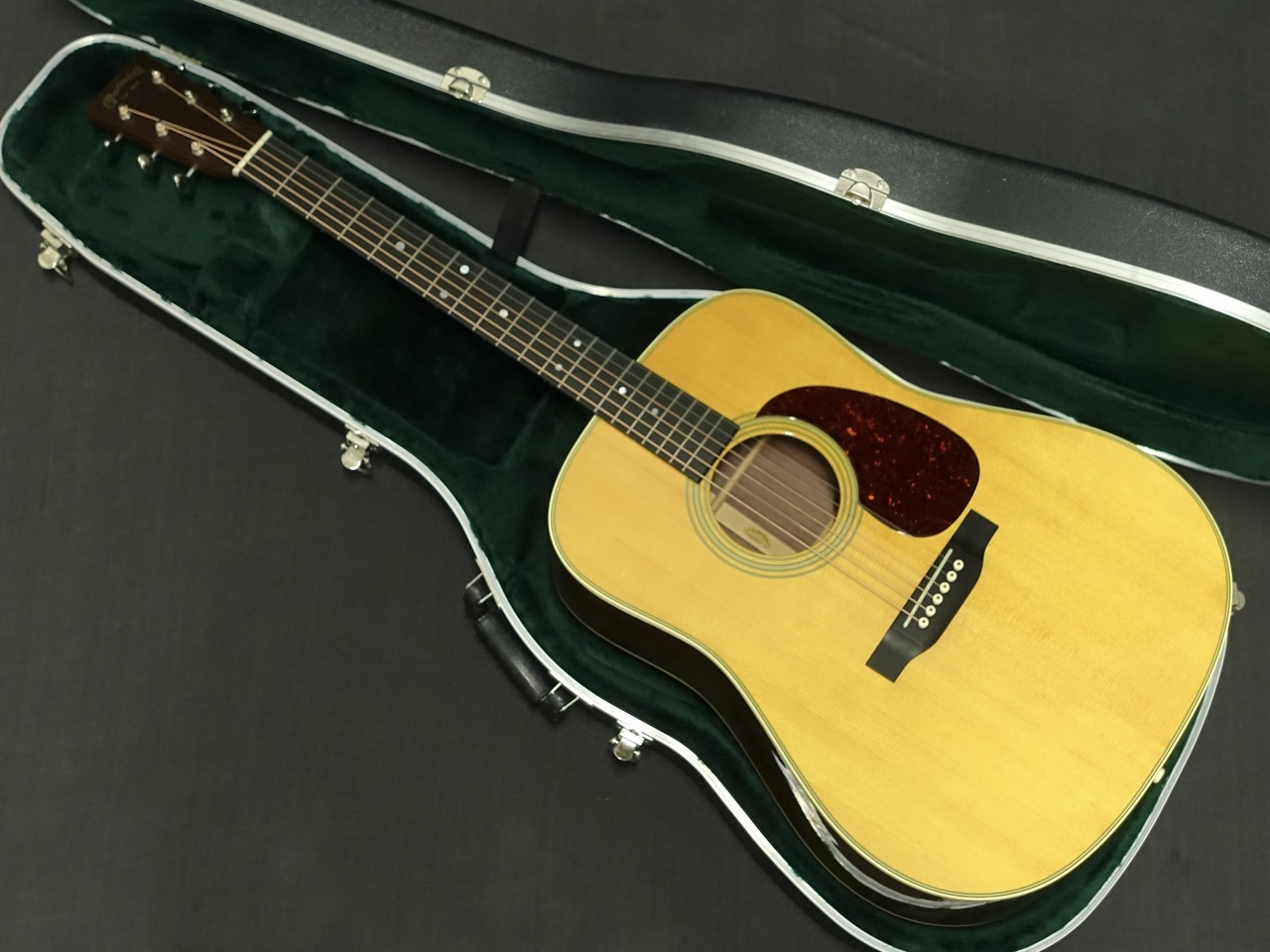 【美品・値下げ】Martin D-28 standard 2018年製 Martin D-28 Standard 【2018年製】（中古/送料無料）【楽器検索