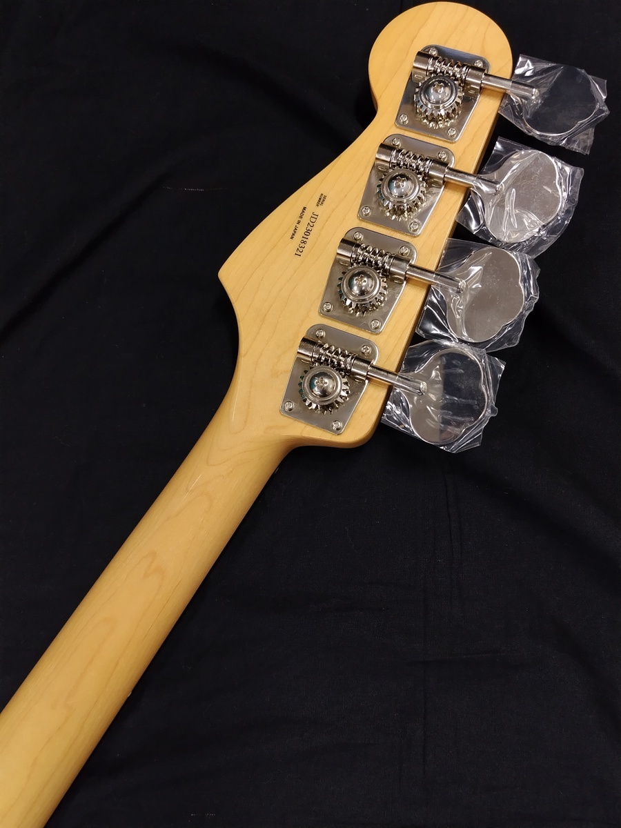 Fender Made in Japan Traditional 2023 Collection 60s Jazz Bass