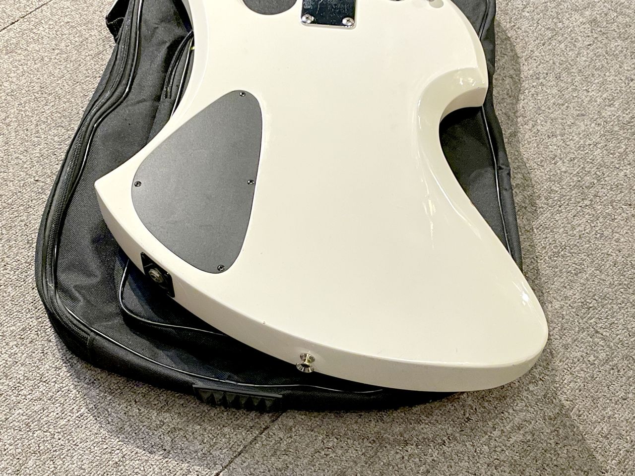 B.C.Rich Japan NJ Series MB-20 Mockingbird Bass（ビンテージ