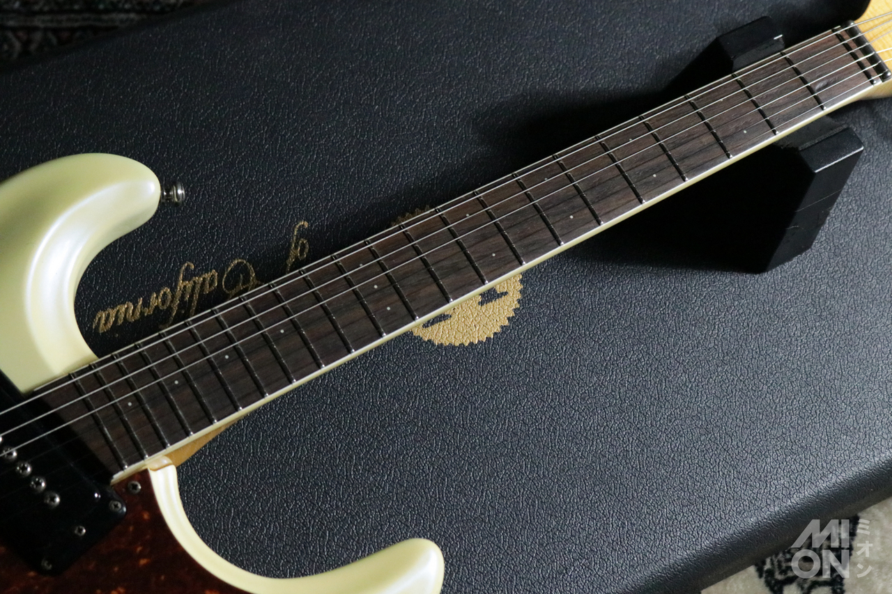 Mosrite Super Custom 65 Pearl White (黒雲)（中古）【楽器検索