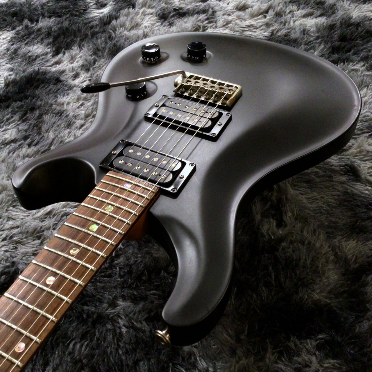 大特価！89年製 Paul Reed Smith CE24 Paul Reed Smith(PRS) CE24 Gray Black 中古｜ギター買取の東京