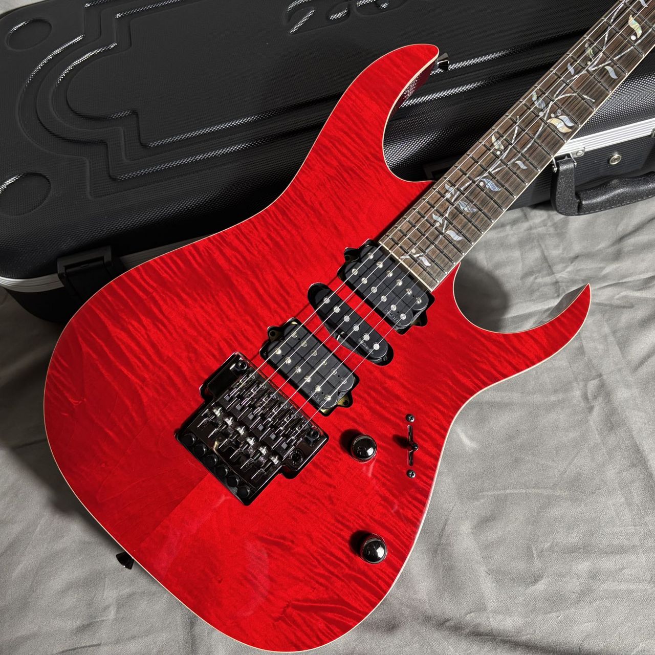 Ibanez RG8570