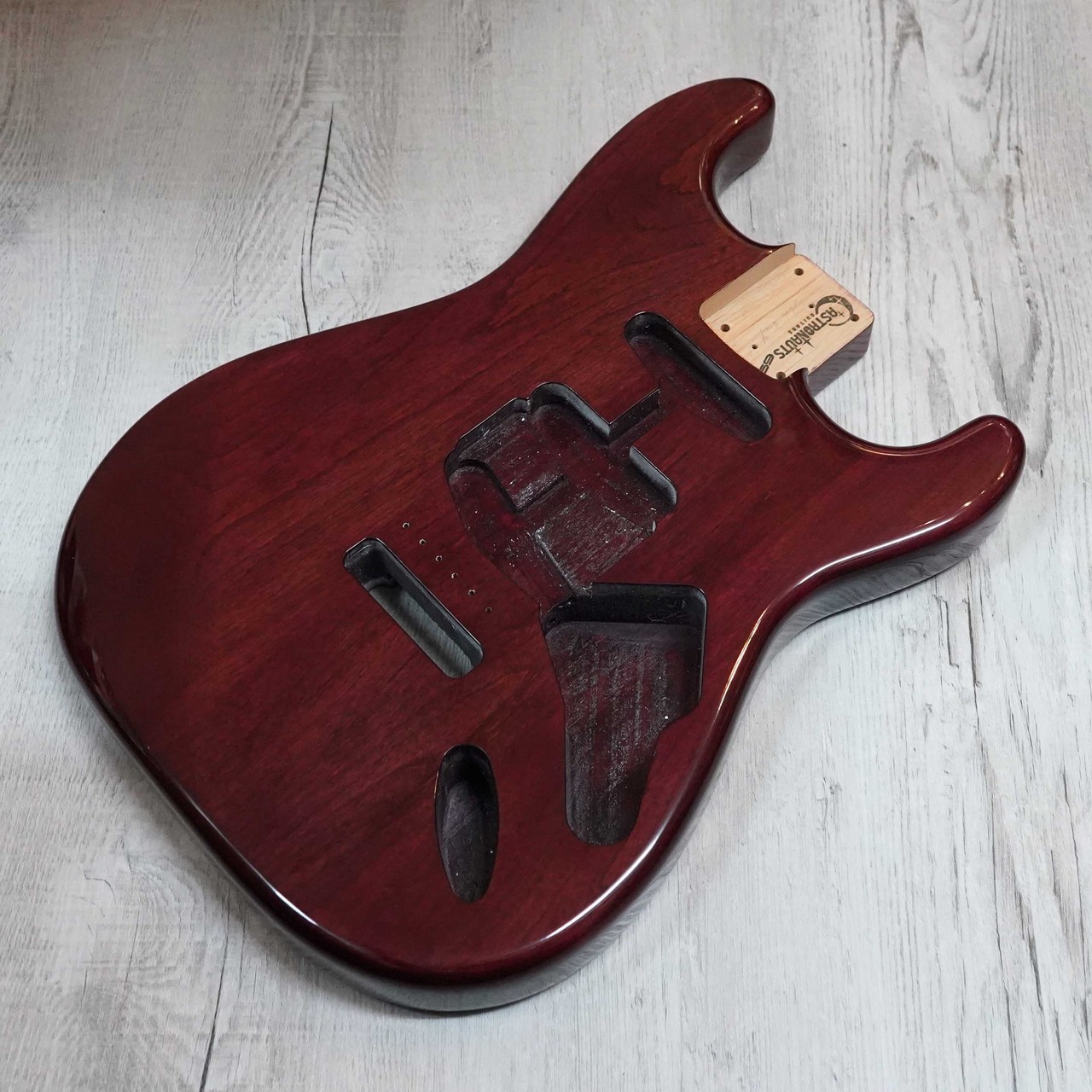 Astronauts Guitars ST / One Master Body（新品）【楽器検索