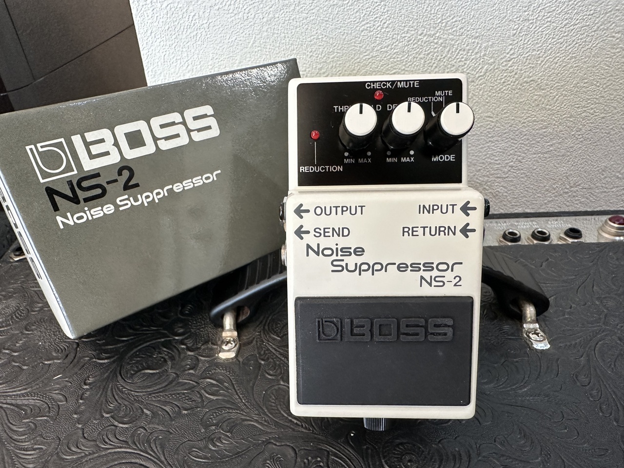 美品) BOSS NS2 ノイズサプレッサー BOSS (ボス) ノイズサプレッサー
