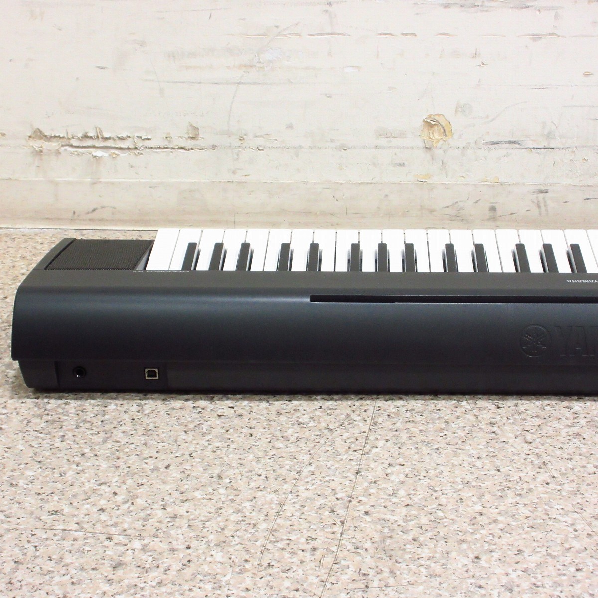 鍵盤楽器 Yamaha piaggero NP-12B Yamaha NP-12 61-Key Piaggero Portable Keyboard - Black for