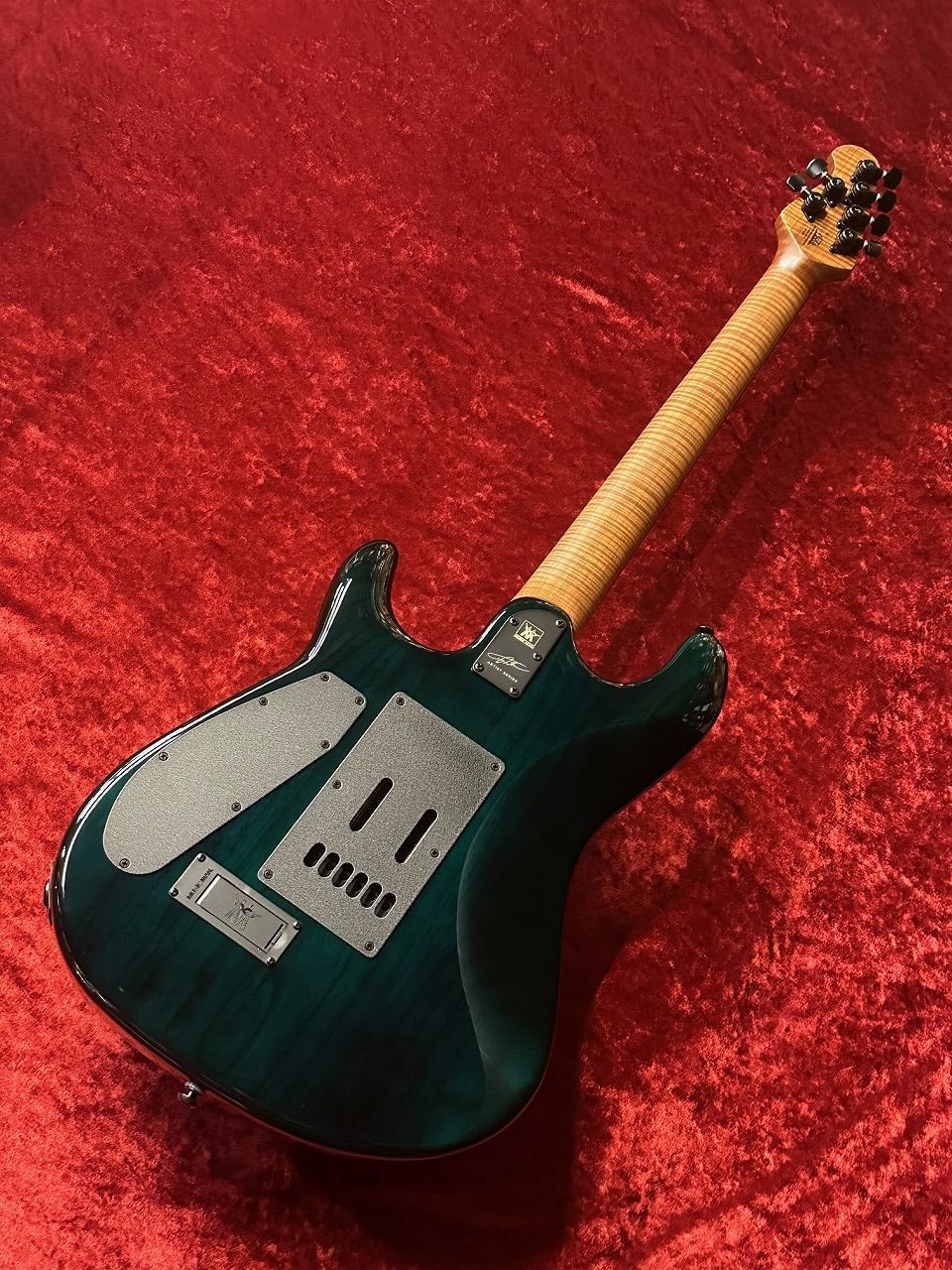 MUSIC MAN Jason Richardson 6-string Cutlass -Kokiri Forest