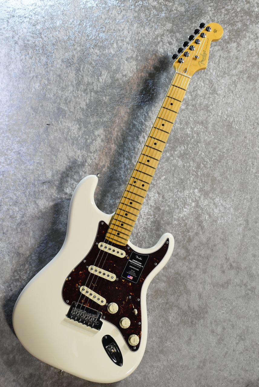 Fender AMERICAN PROFESSIONAL II STRATOCASTER Olympic White