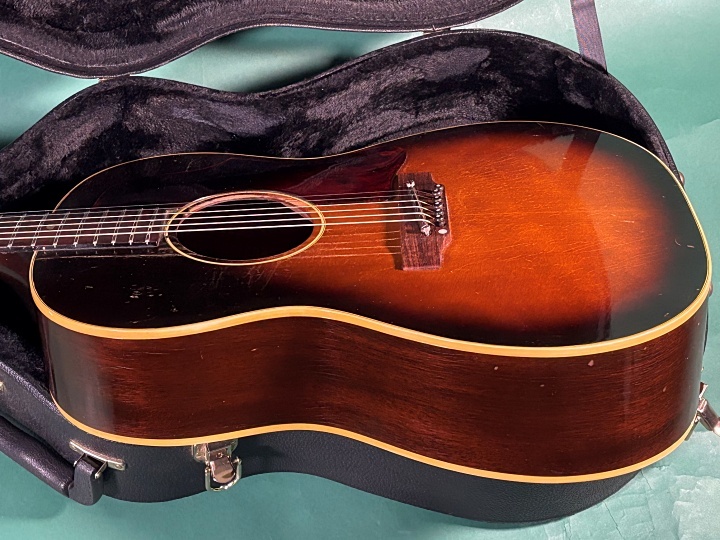 Gibson B-25 TSB（ビンテージ）【楽器検索デジマート】