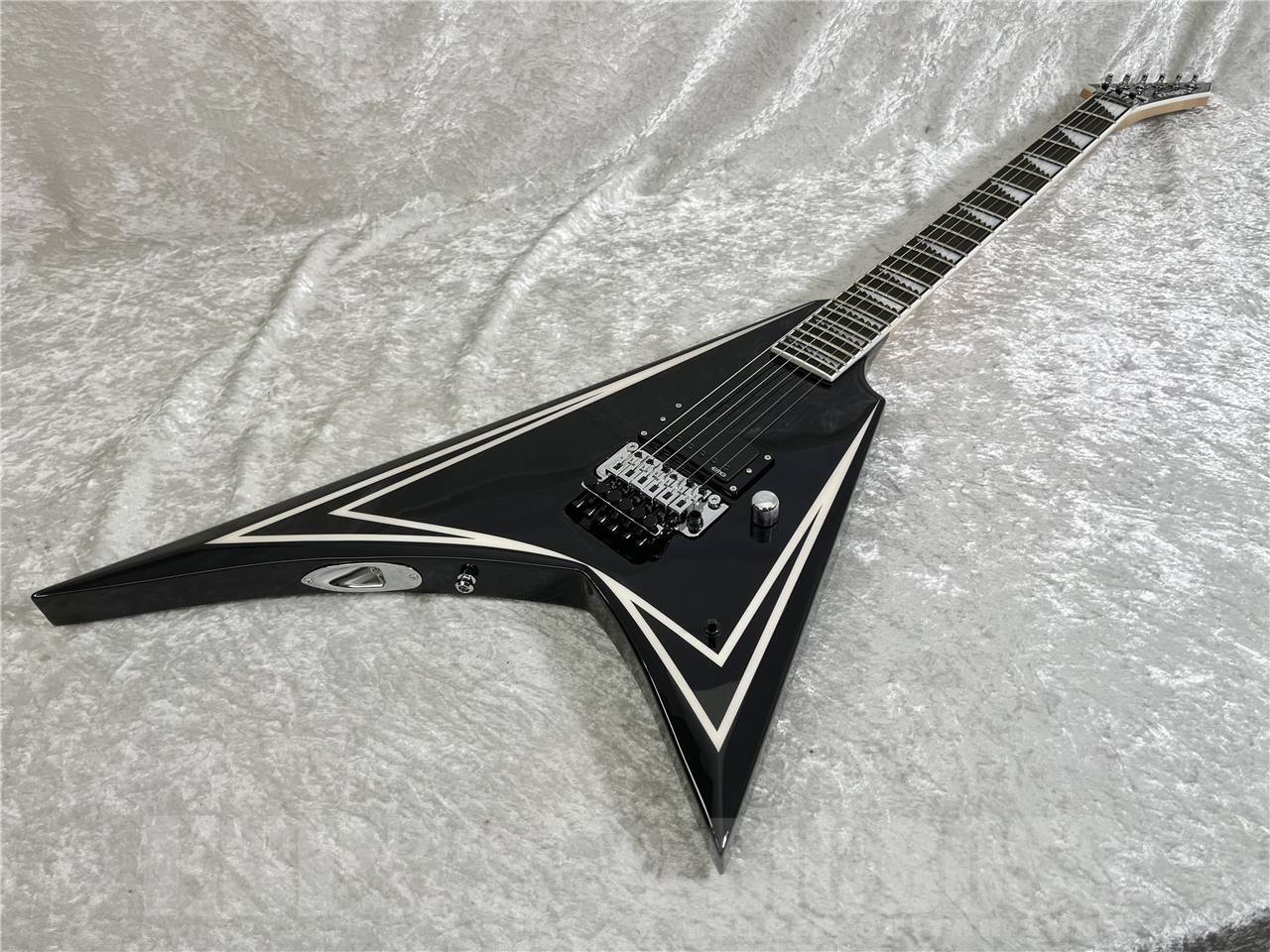 EDWARDS E-ALEXI SAWTOOTH (BODOM AFTER MIDNIGHT / Alexi Laihoモデル 